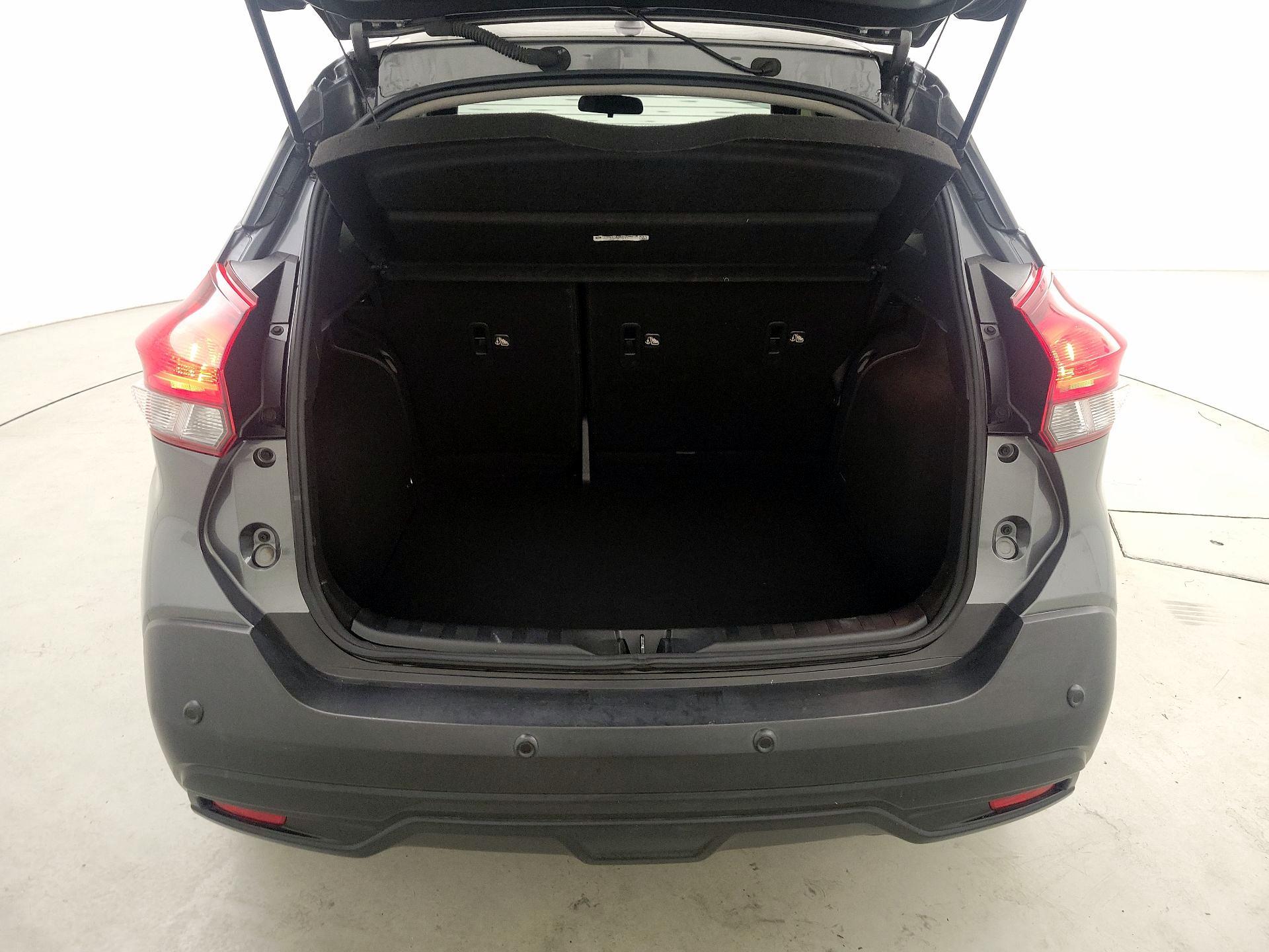 Thumbnail: 2020 Nissan Kicks - 20