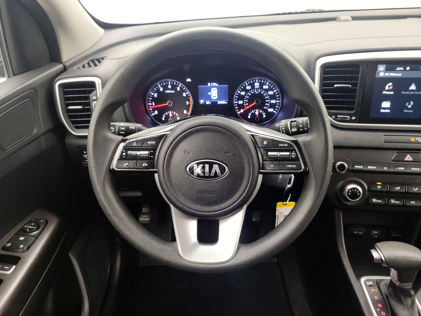 2022 Kia Sportage LX - Photo 11