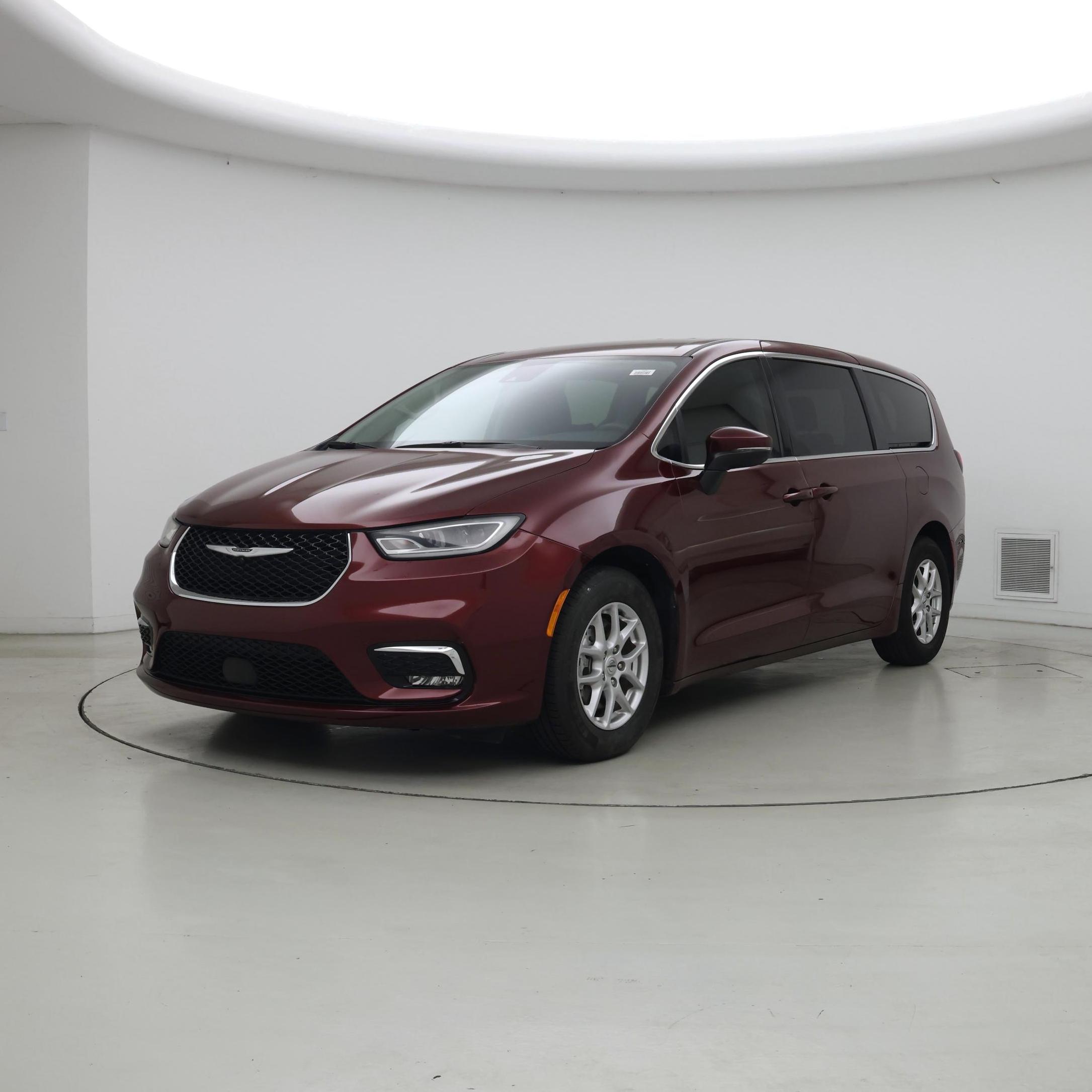 Thumbnail: 2023 Chrysler Pacifica - 4
