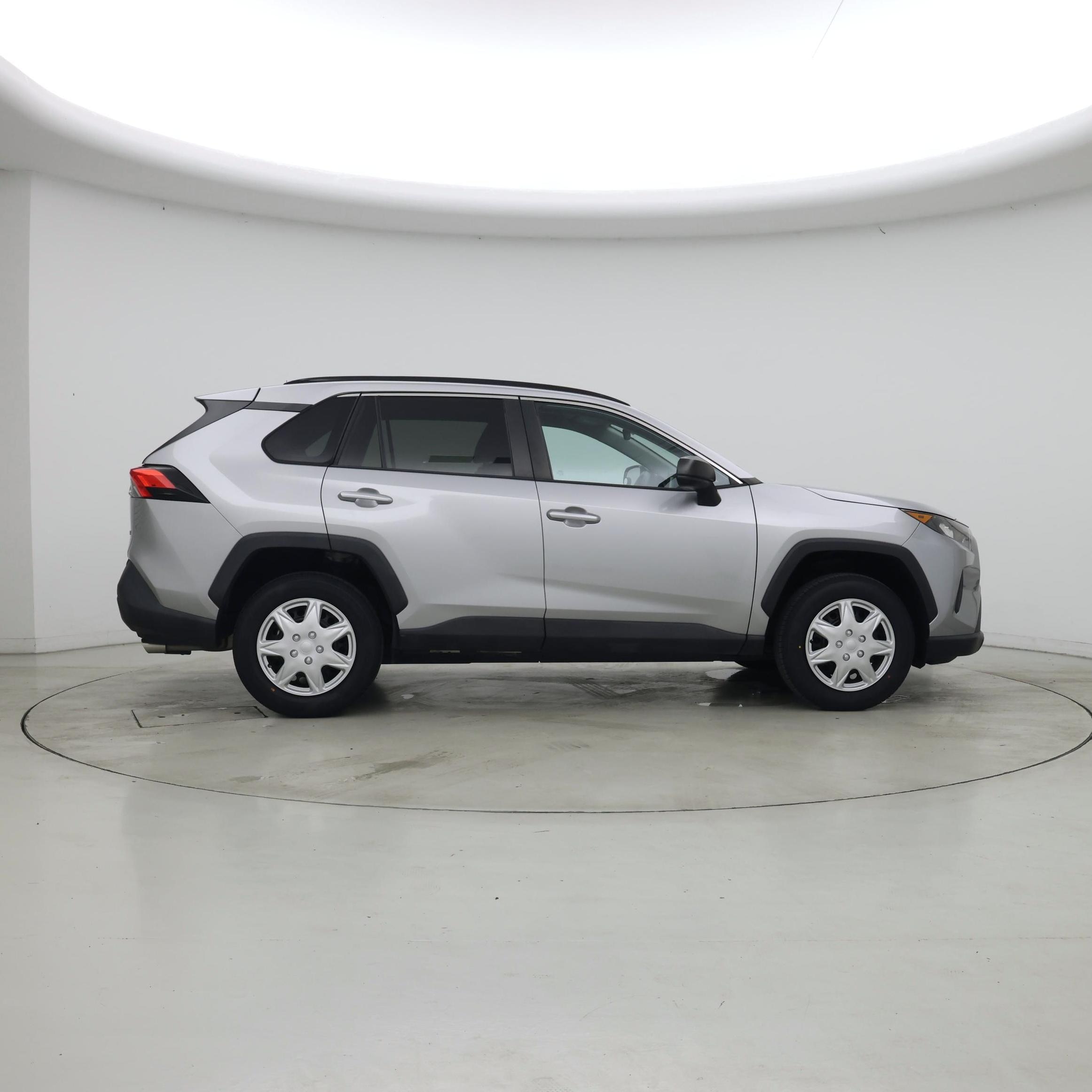 Thumbnail: 2020 Toyota RAV4 - 7