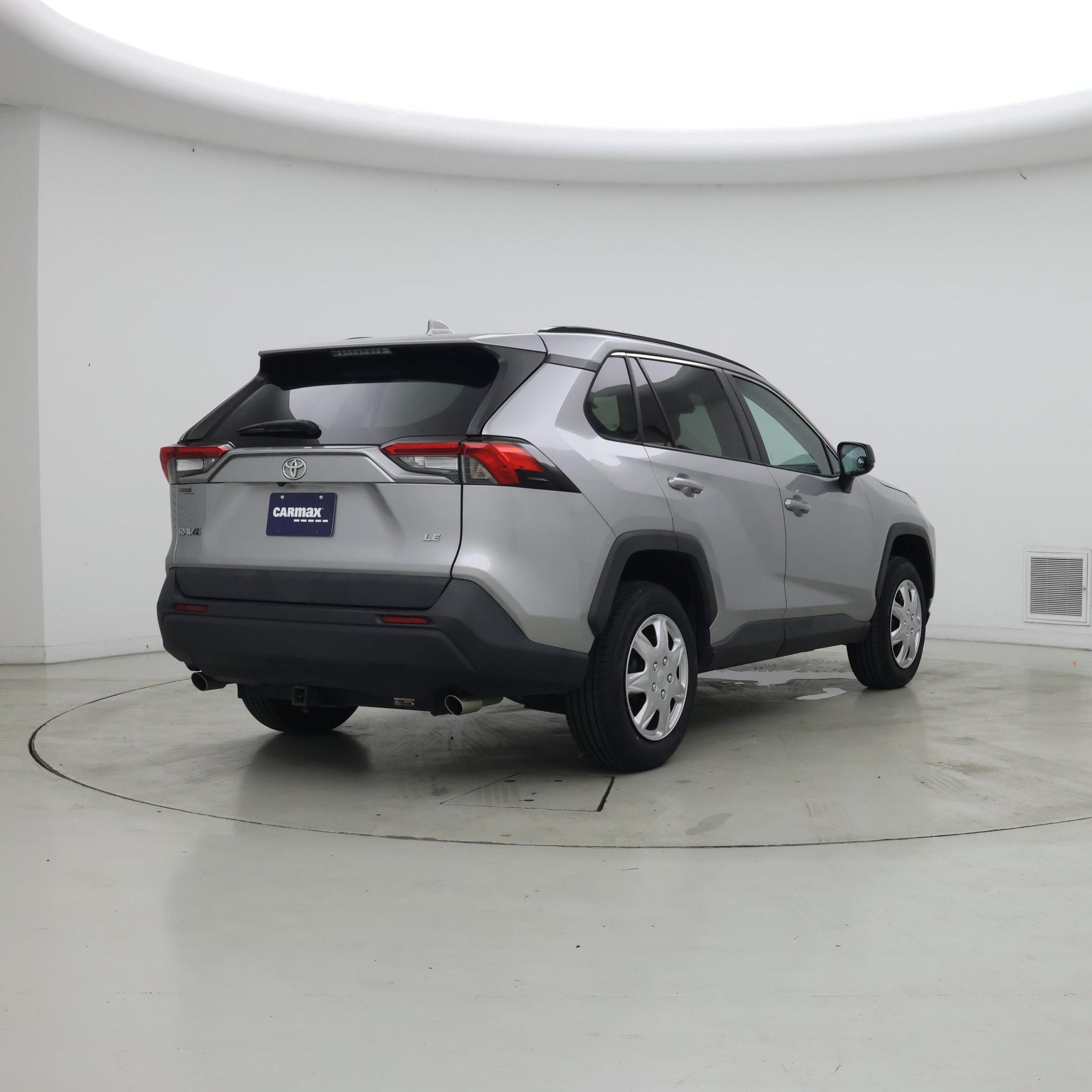 Thumbnail: 2020 Toyota RAV4 - 8