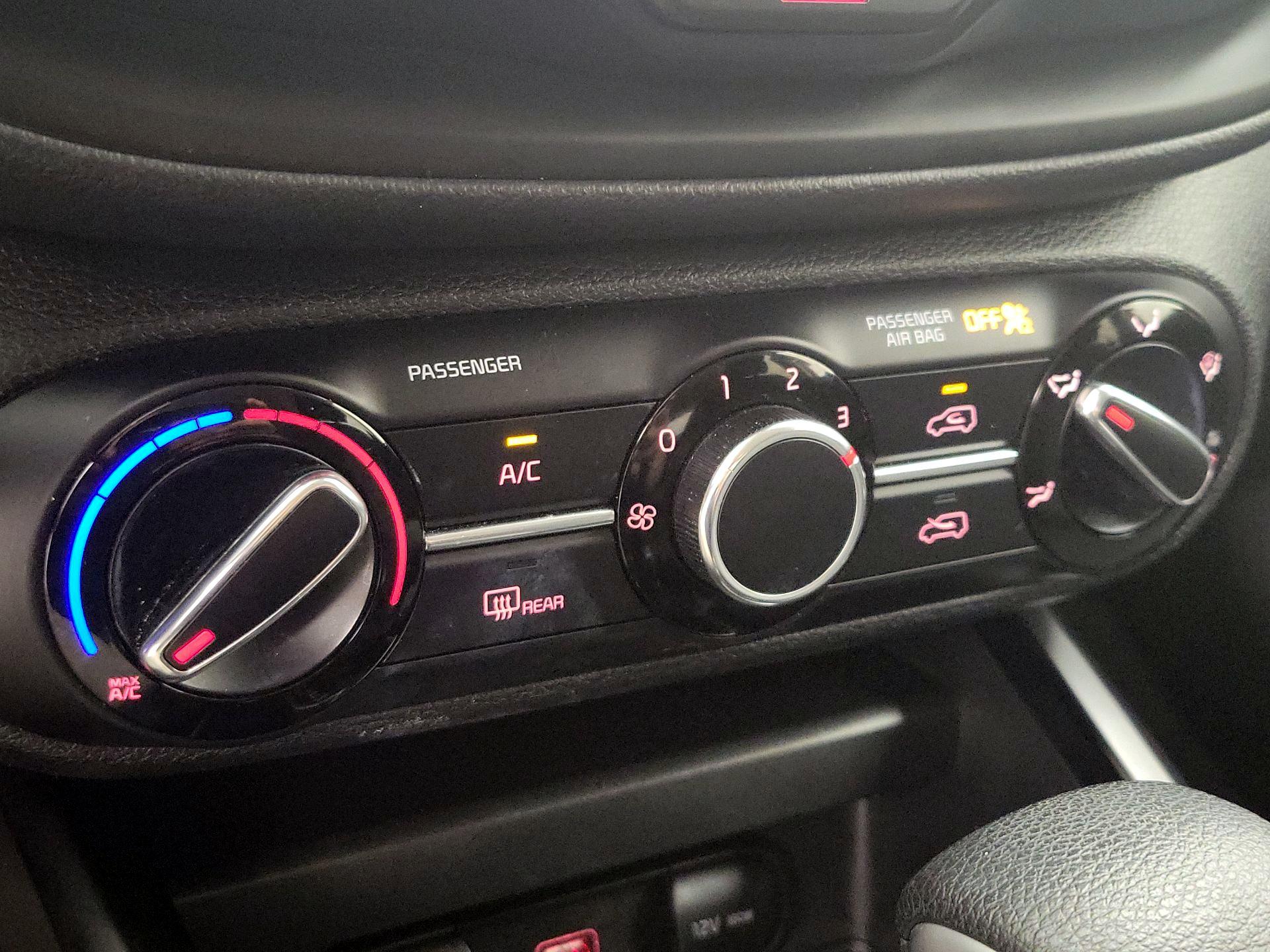 Thumbnail: 2021 Kia Soul - 16
