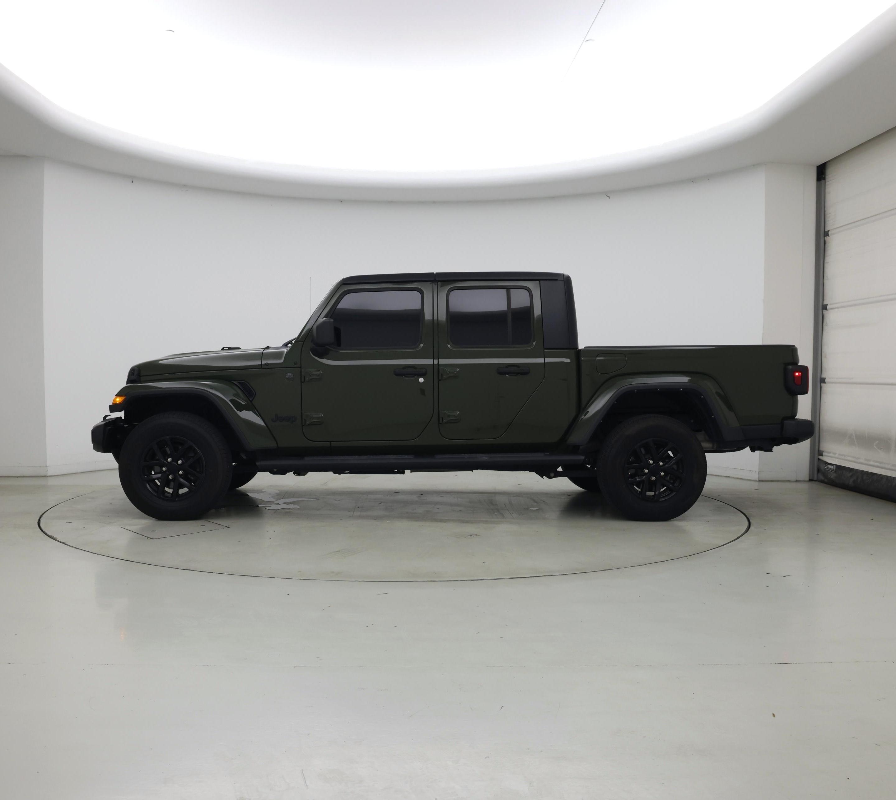 Thumbnail: 2022 Jeep Gladiator - 3