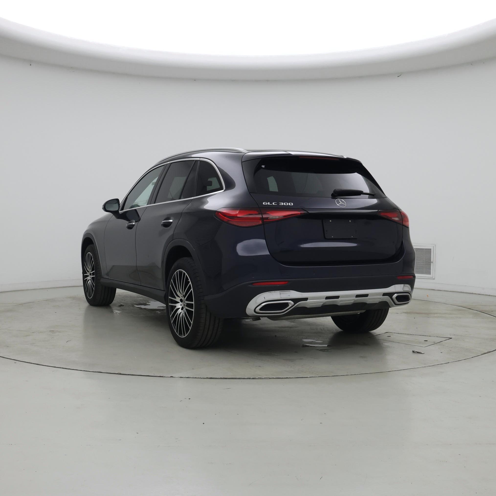 Thumbnail: 2024 Mercedes-Benz GLC - 2