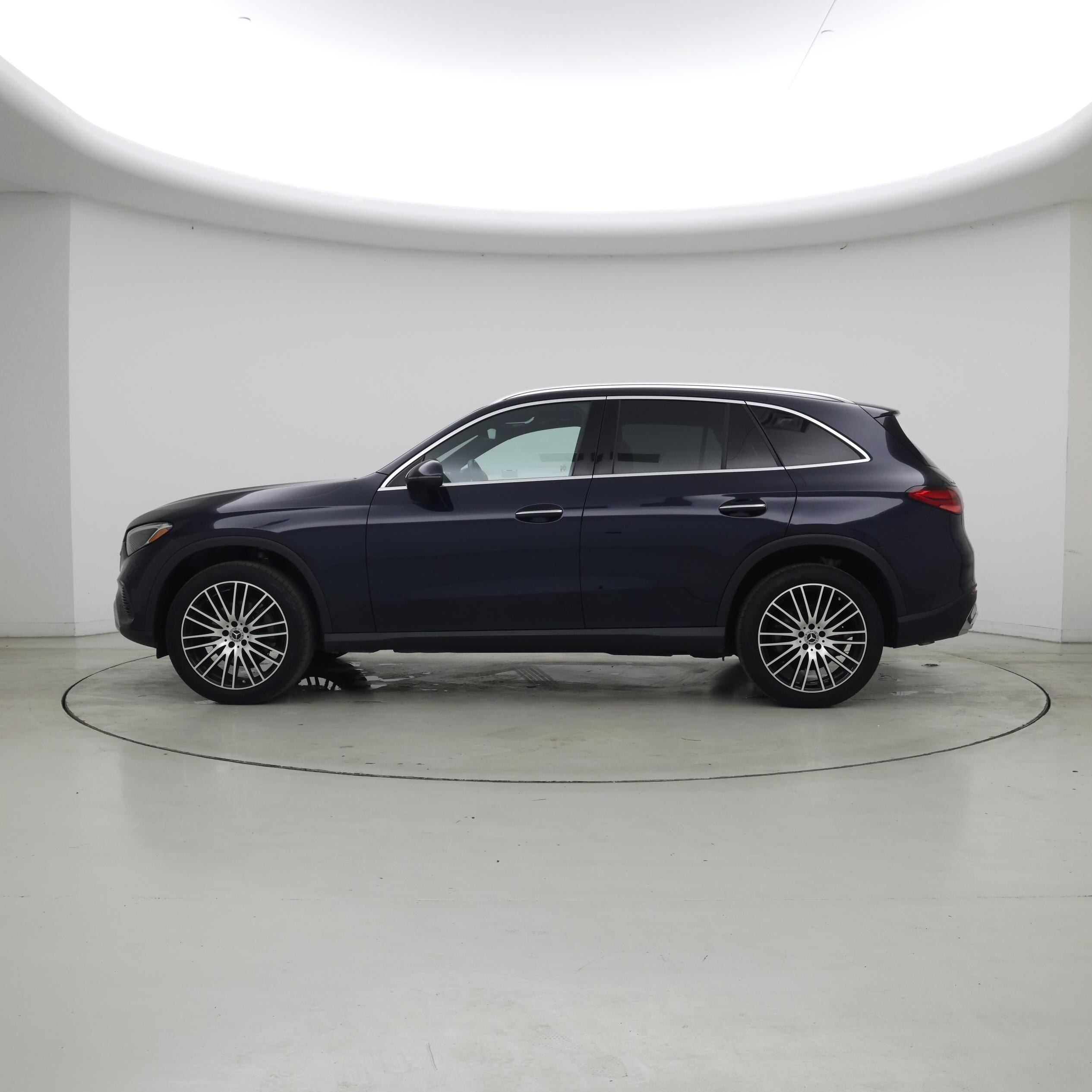 Thumbnail: 2024 Mercedes-Benz GLC - 3