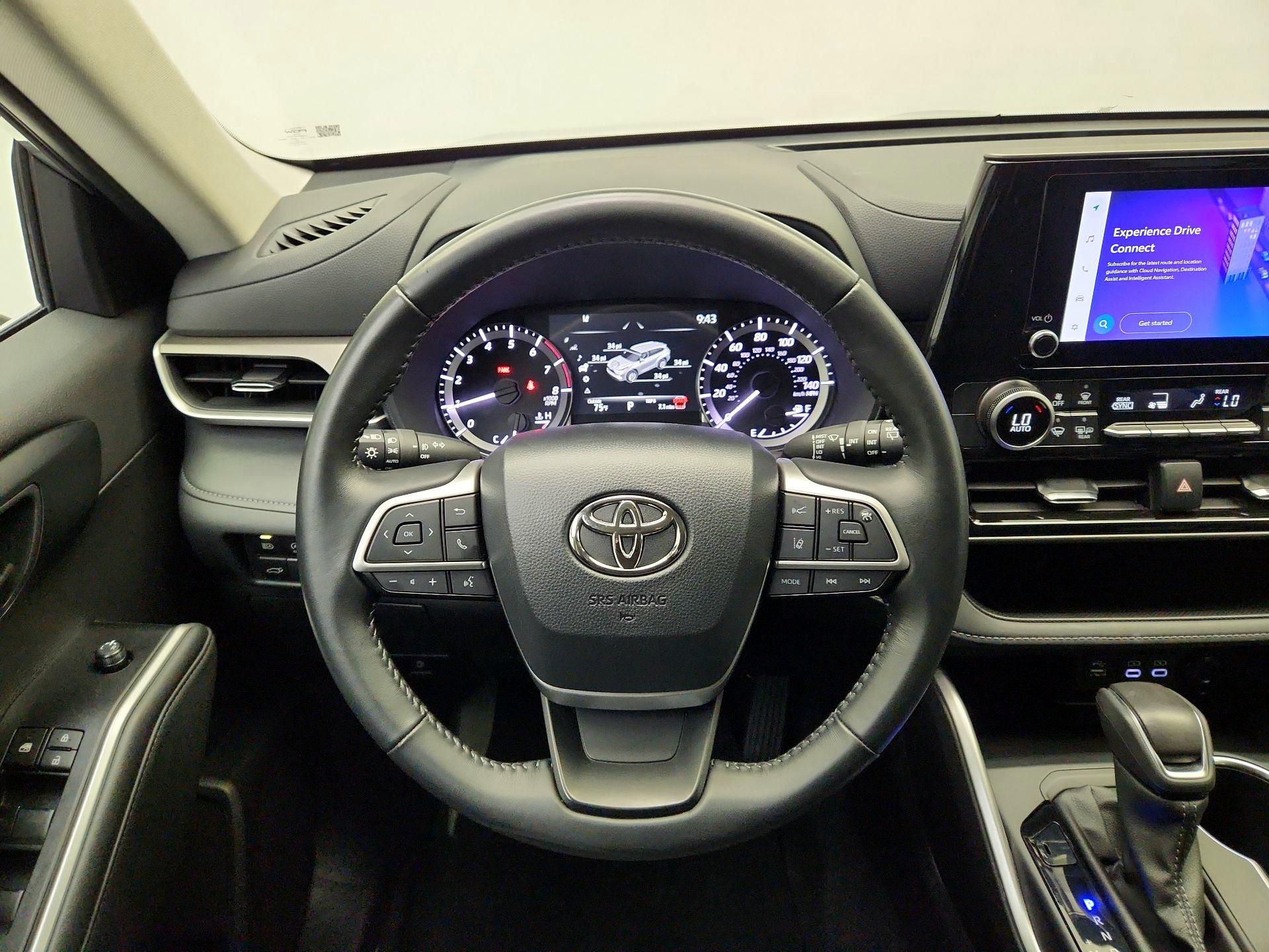 Thumbnail: 2025 Toyota Highlander - 10