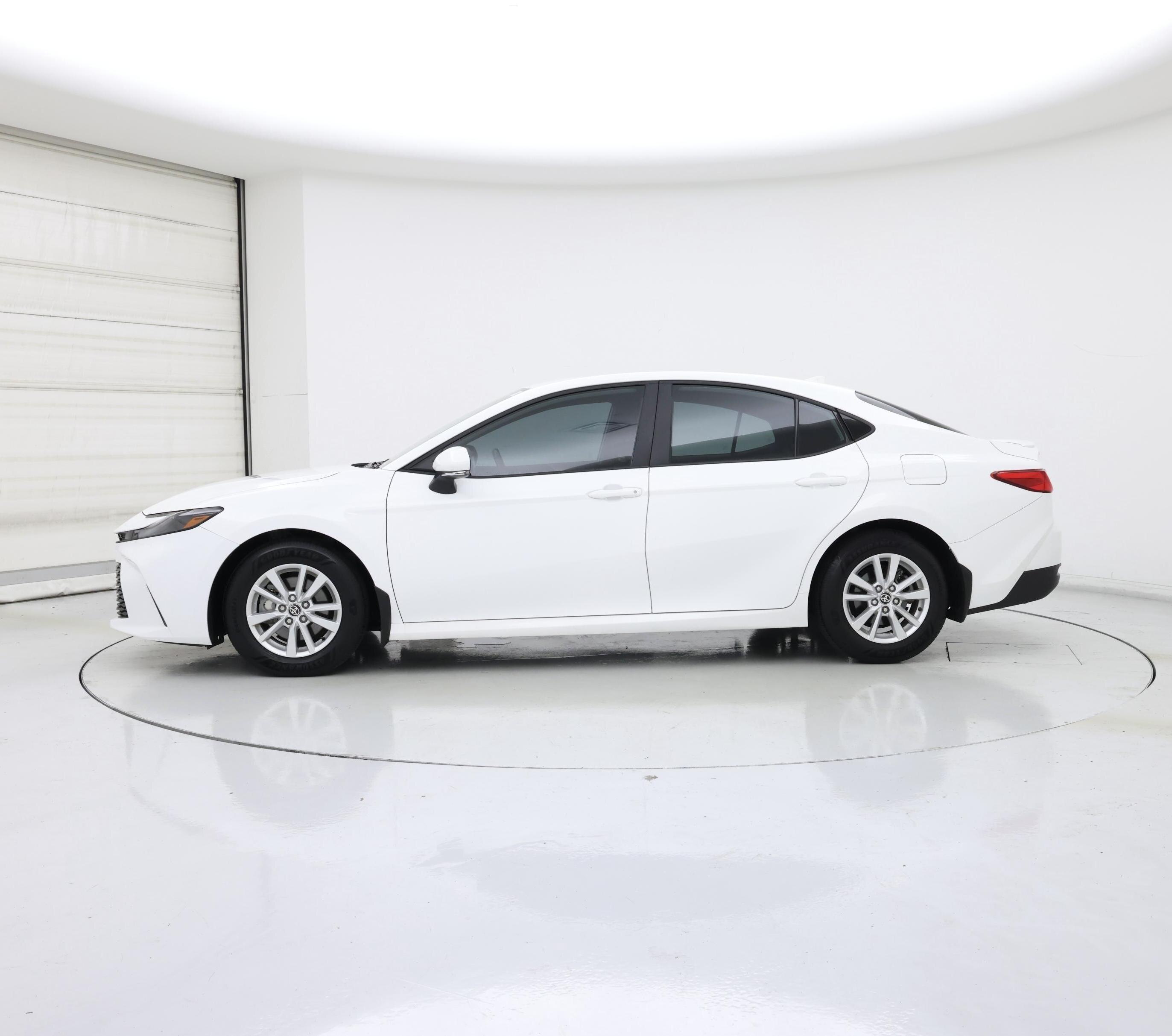Thumbnail: 2025 Toyota Camry - 3
