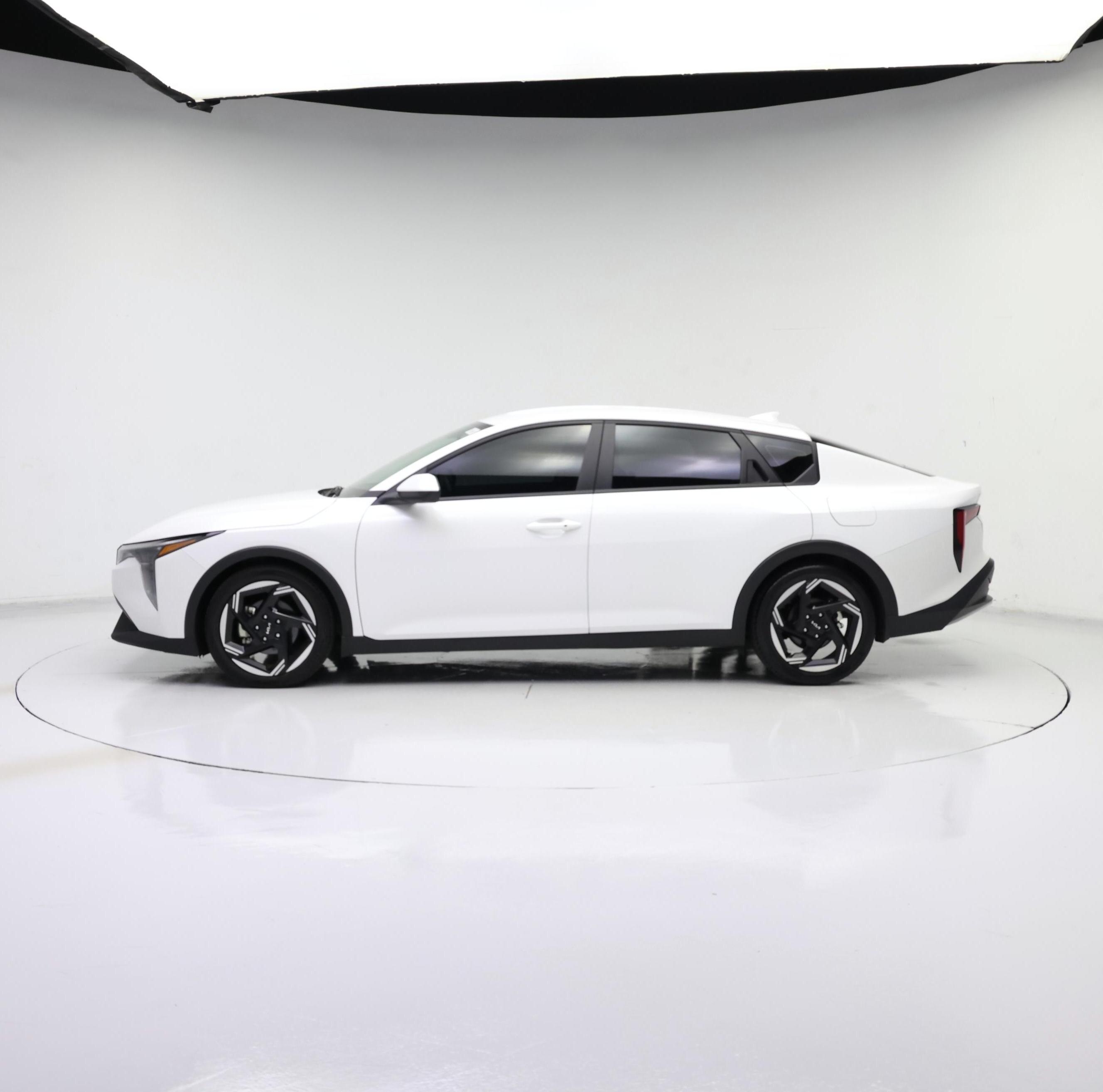 Thumbnail: 2025 Kia K4 - 3