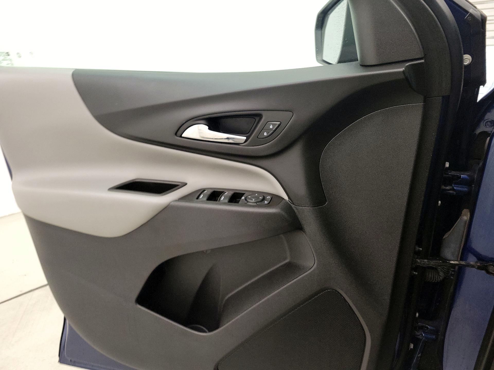 Thumbnail: 2022 Chevrolet Equinox - 12