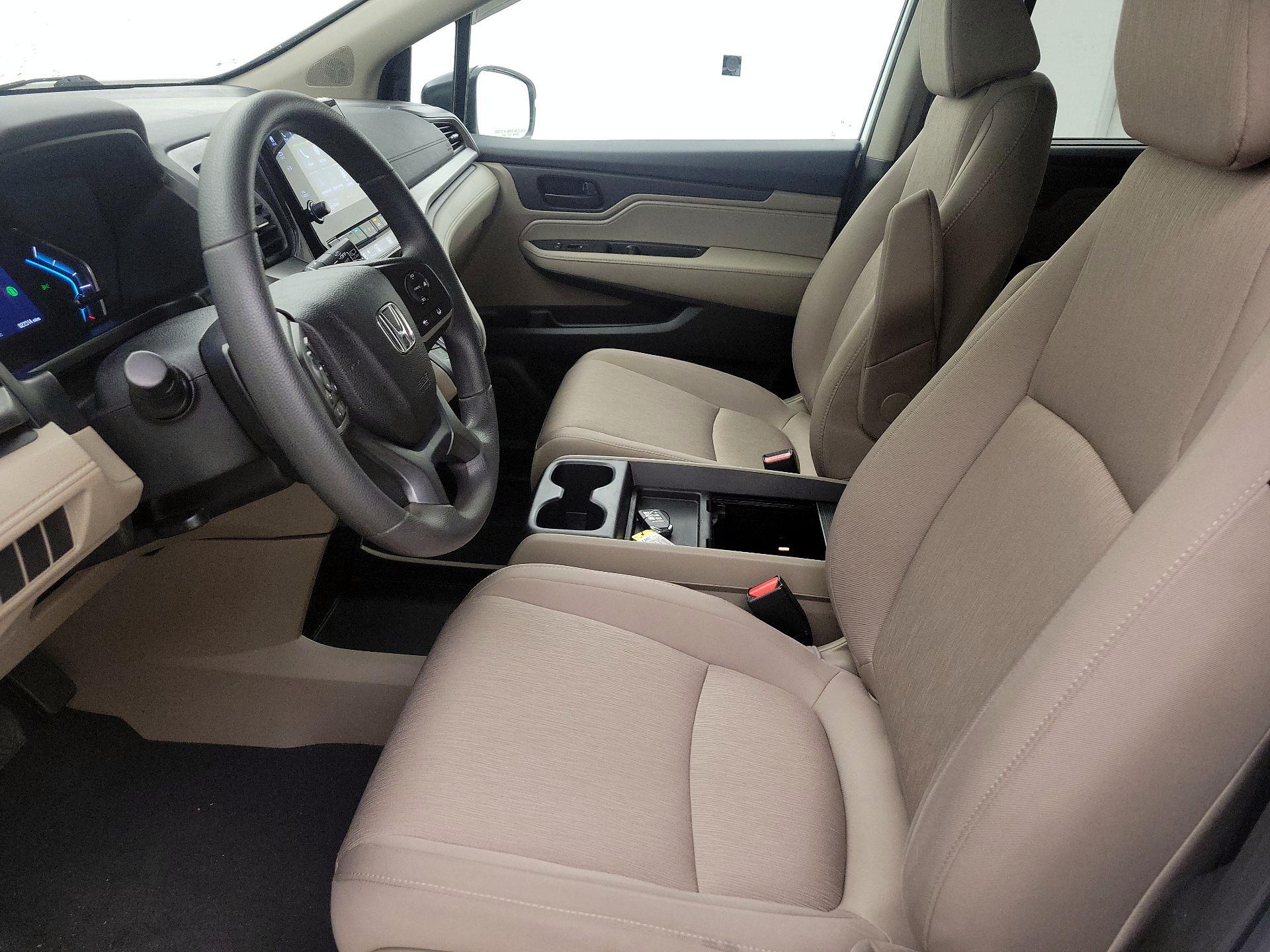 Thumbnail: 2022 Honda Odyssey - 11