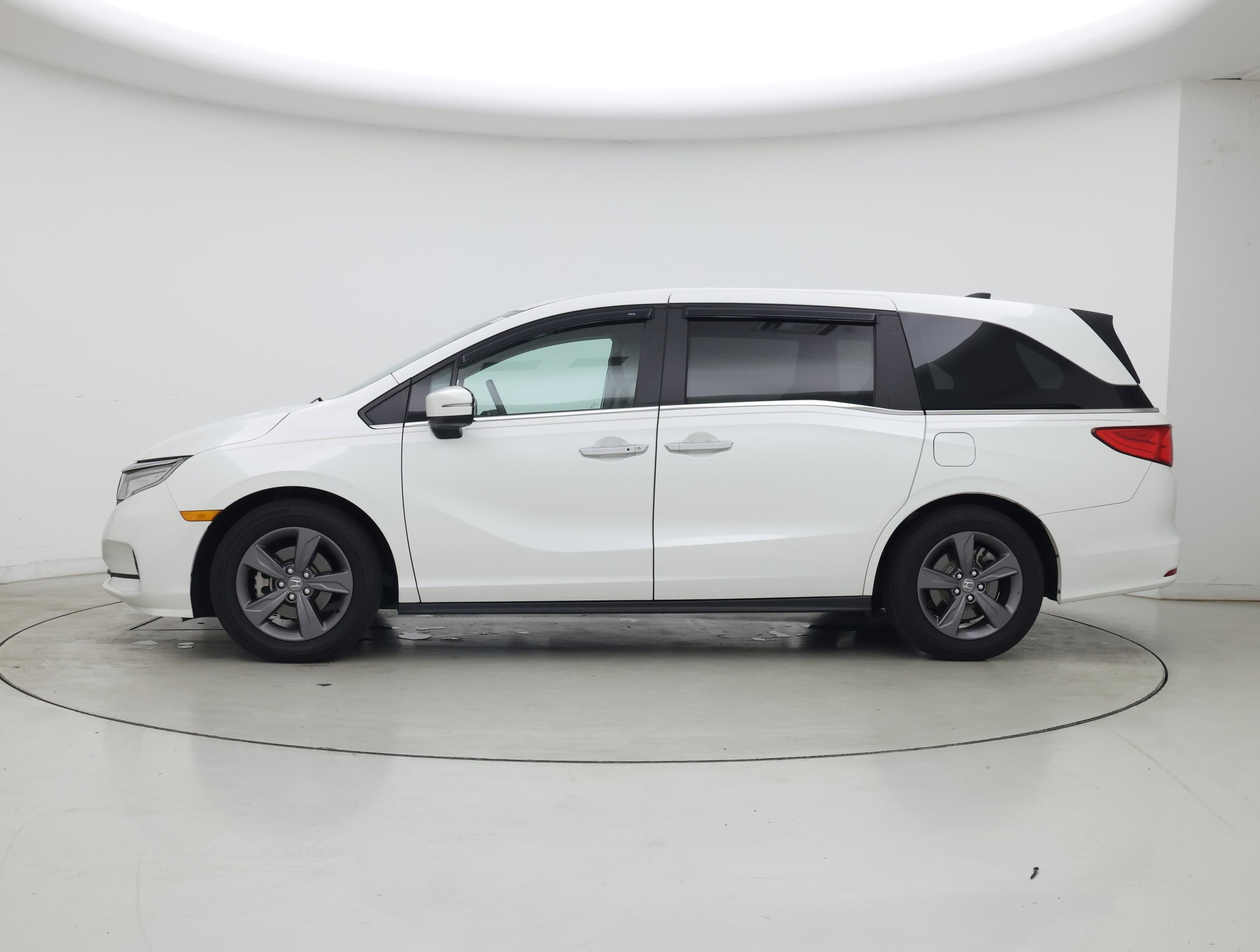 Thumbnail: 2022 Honda Odyssey - 3