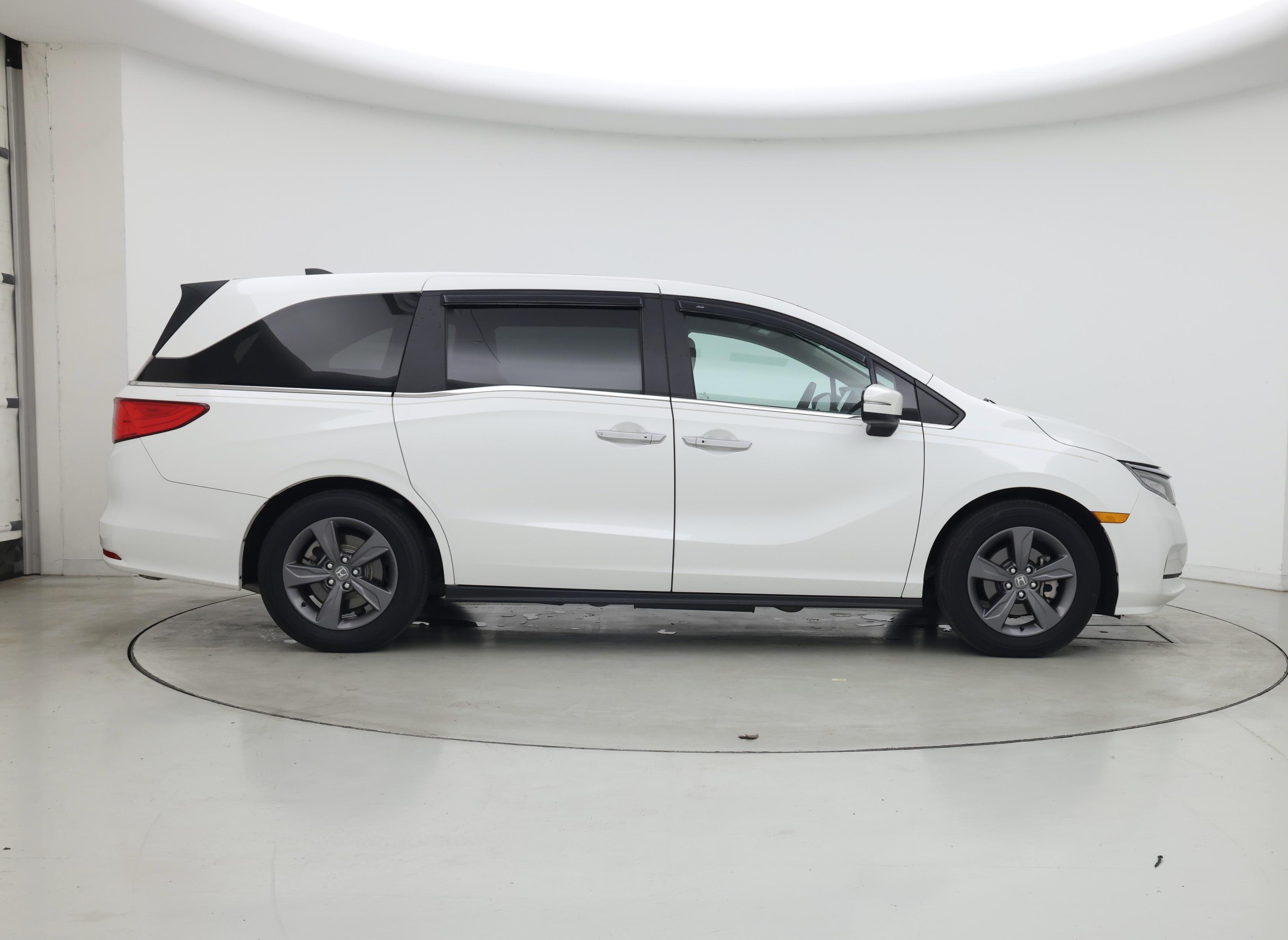 Thumbnail: 2022 Honda Odyssey - 7