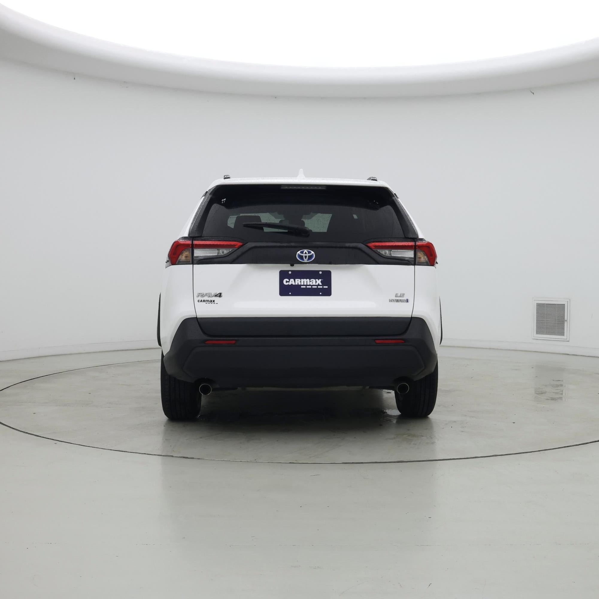 Thumbnail: 2021 Toyota RAV4 - 6