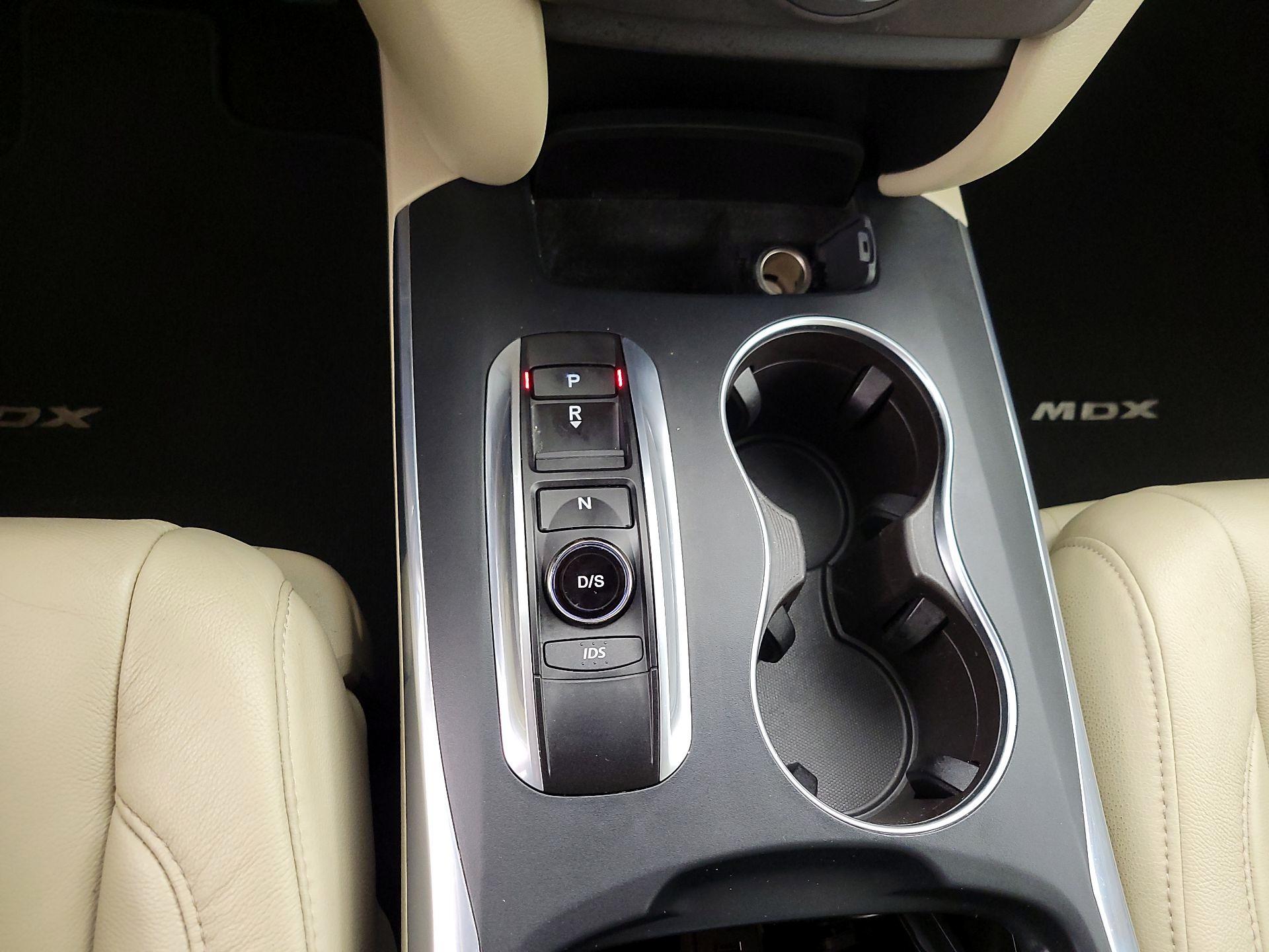 Thumbnail: 2016 Acura MDX - 17