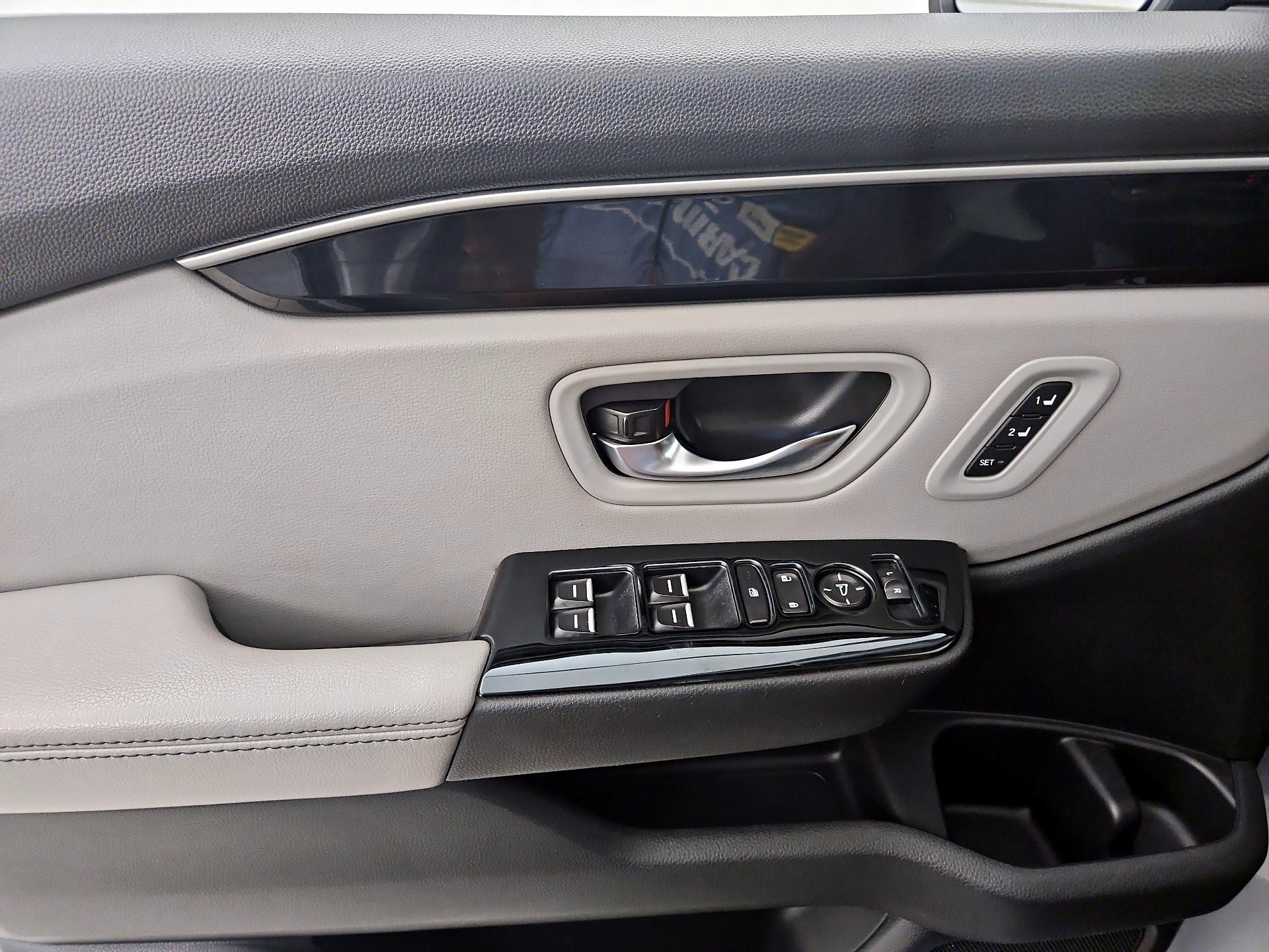 Thumbnail: 2024 Honda Pilot - 10