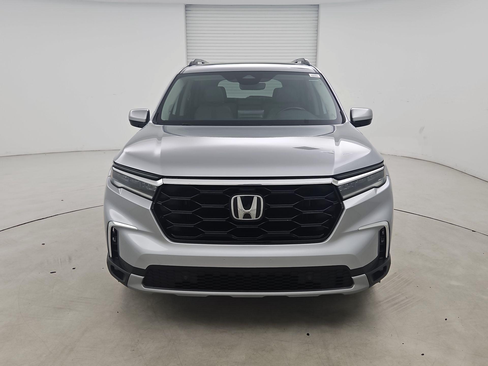 Thumbnail: 2024 Honda Pilot - 2