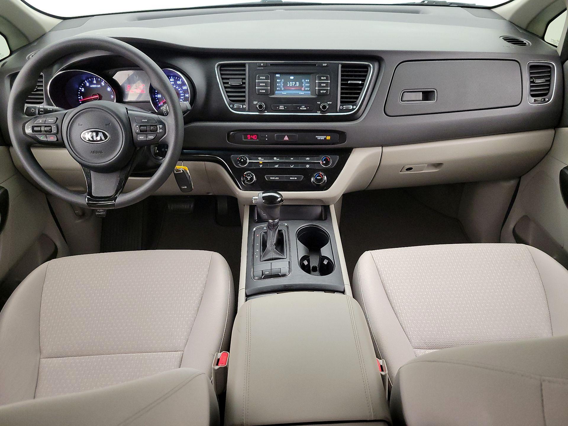 Thumbnail: 2016 Kia Sedona - 9