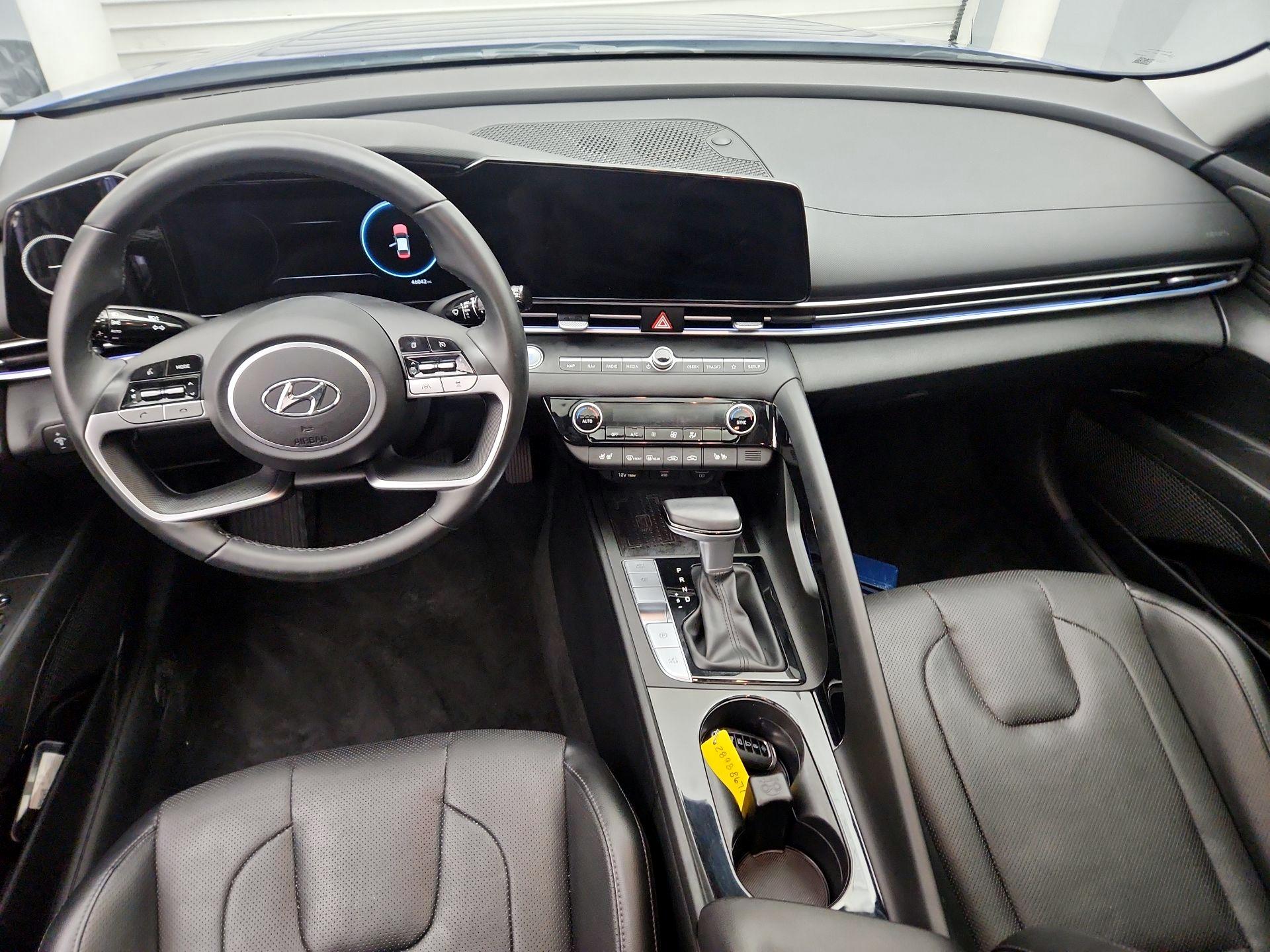 Thumbnail: 2021 Hyundai Elantra - 9
