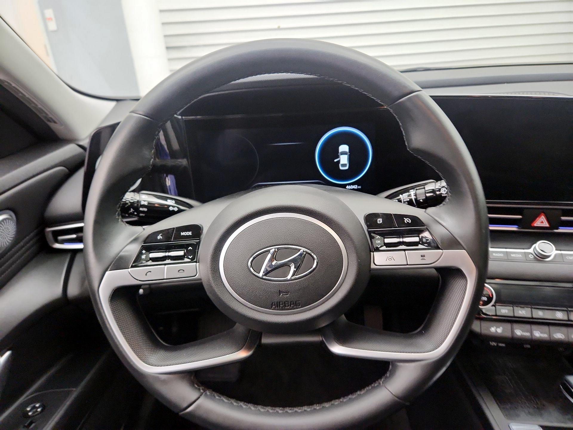 Thumbnail: 2021 Hyundai Elantra - 10