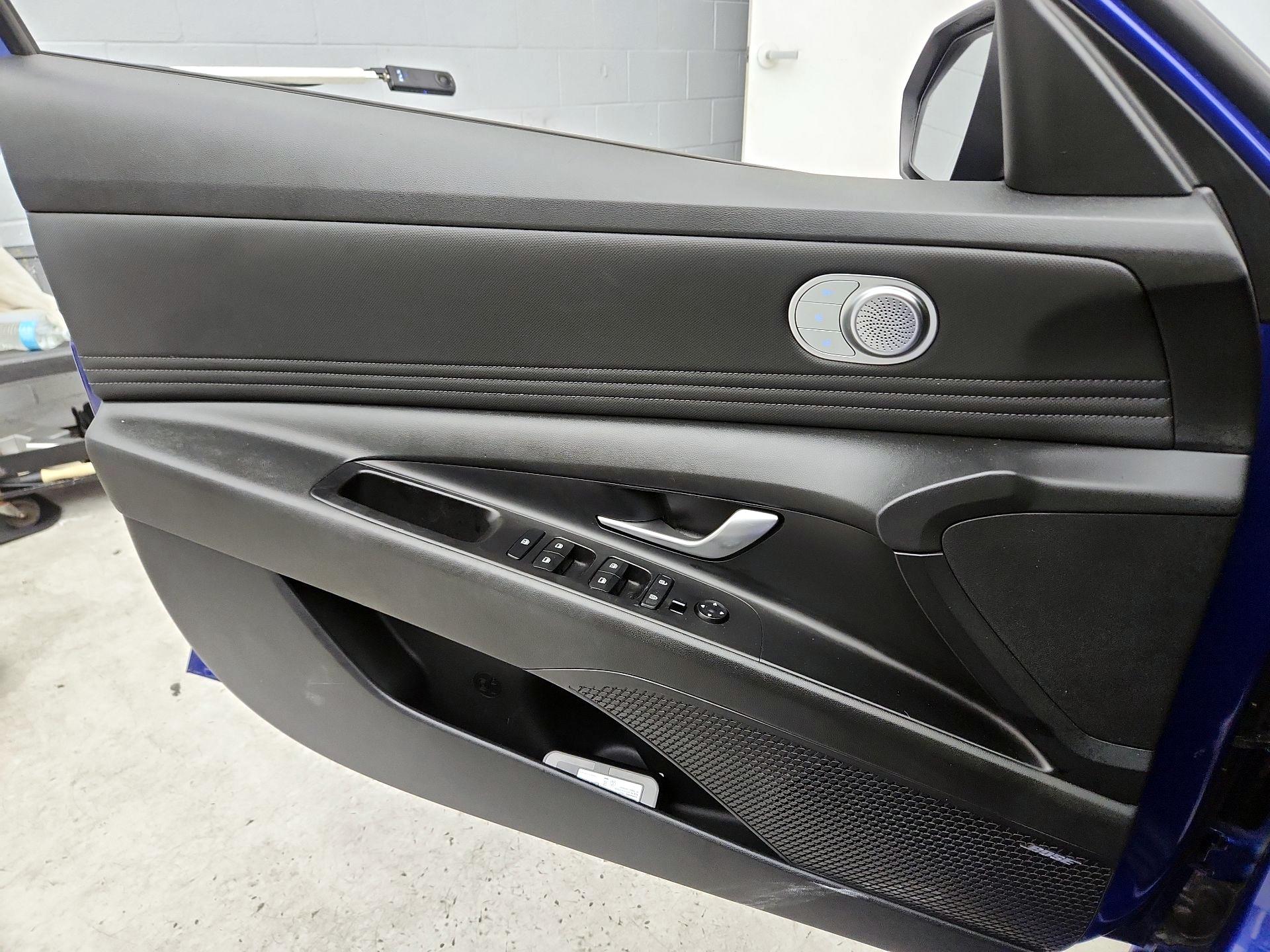 Thumbnail: 2021 Hyundai Elantra - 12