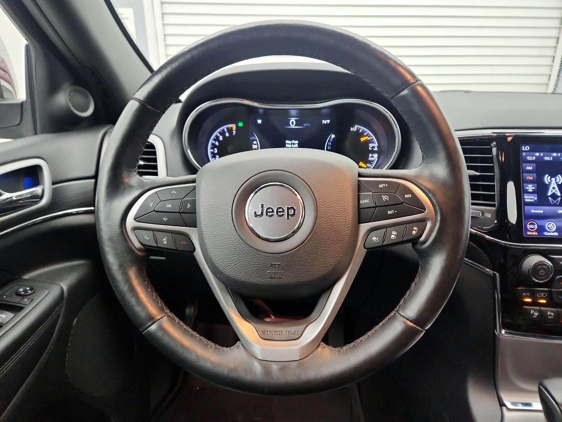Thumbnail: 2020 Jeep Grand Cherokee - 10