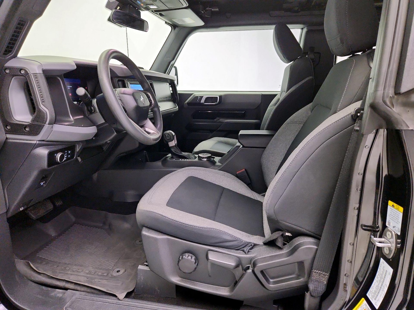 2023 Ford Bronco 2-Door Base - Photo 12