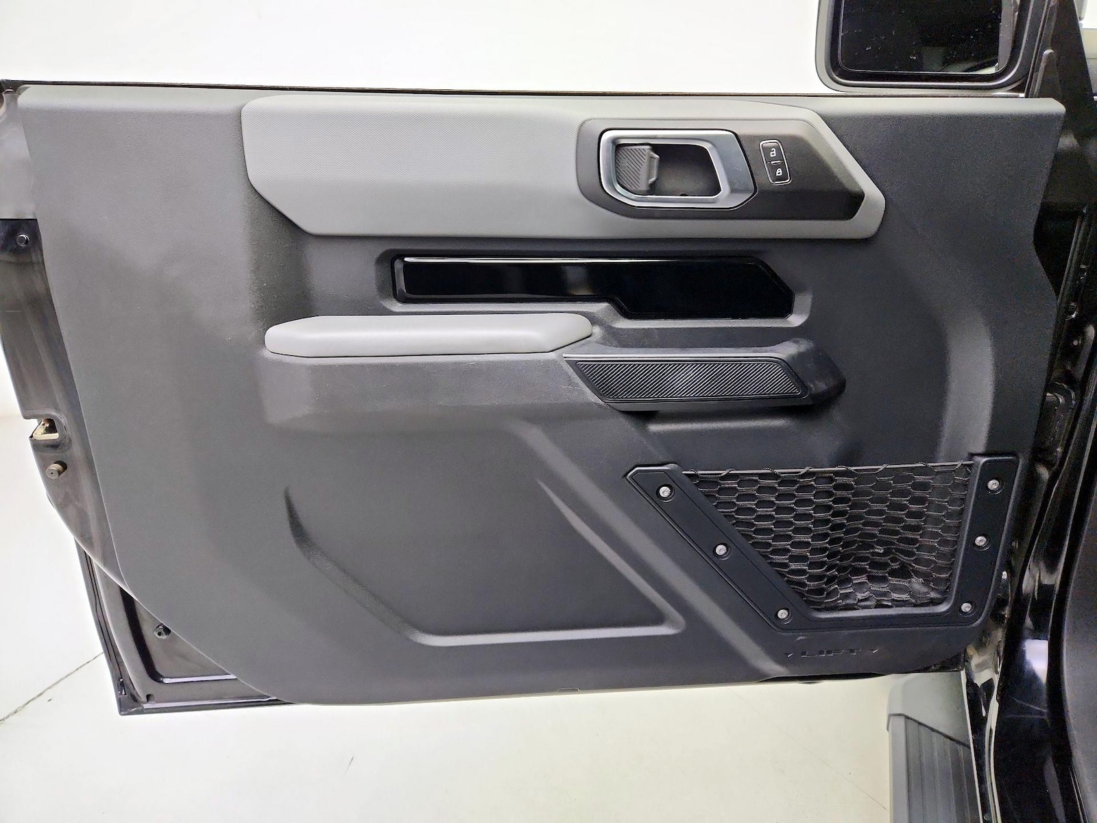 2023 Ford Bronco 2-Door Base - Photo 13
