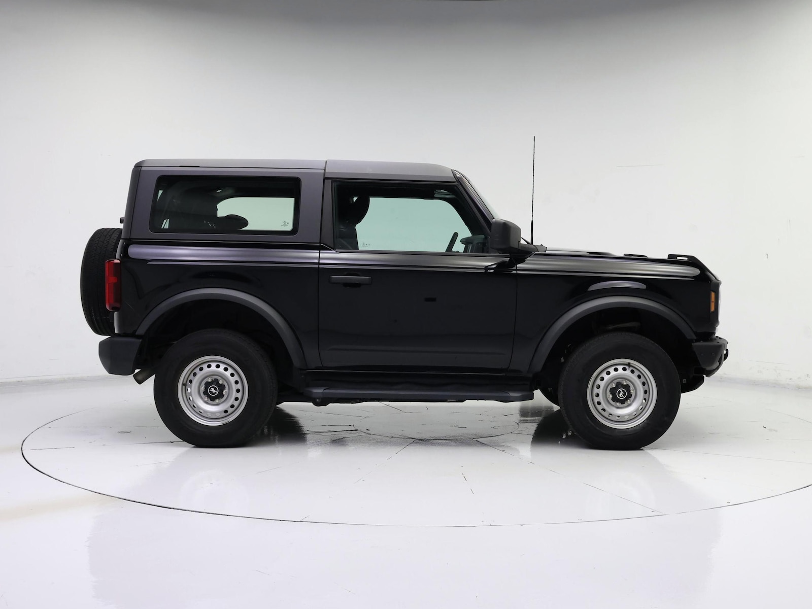 2023 Ford Bronco 2-Door Base - Photo 8