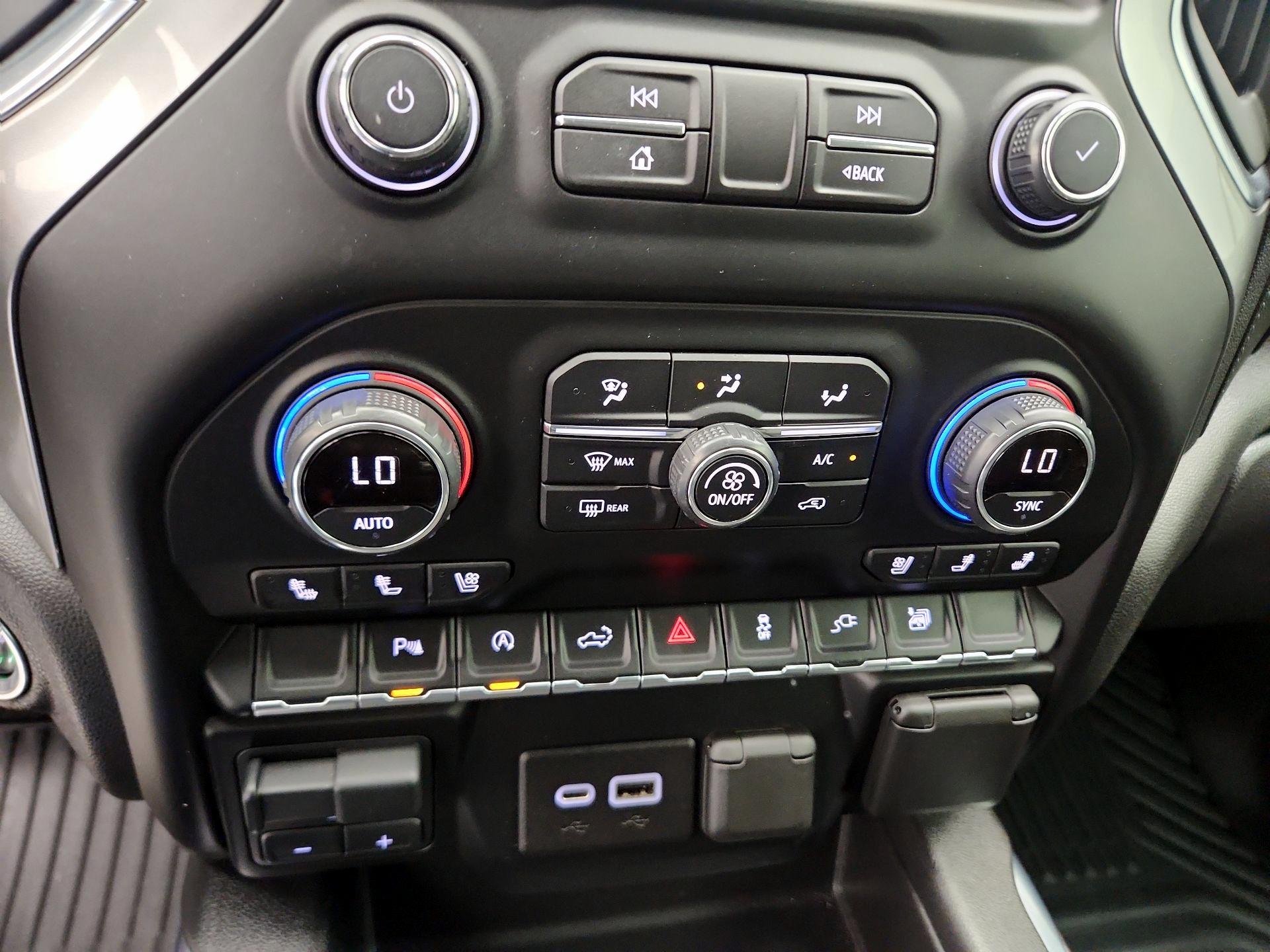Thumbnail: 2021 Chevrolet Silverado 1500 - 16