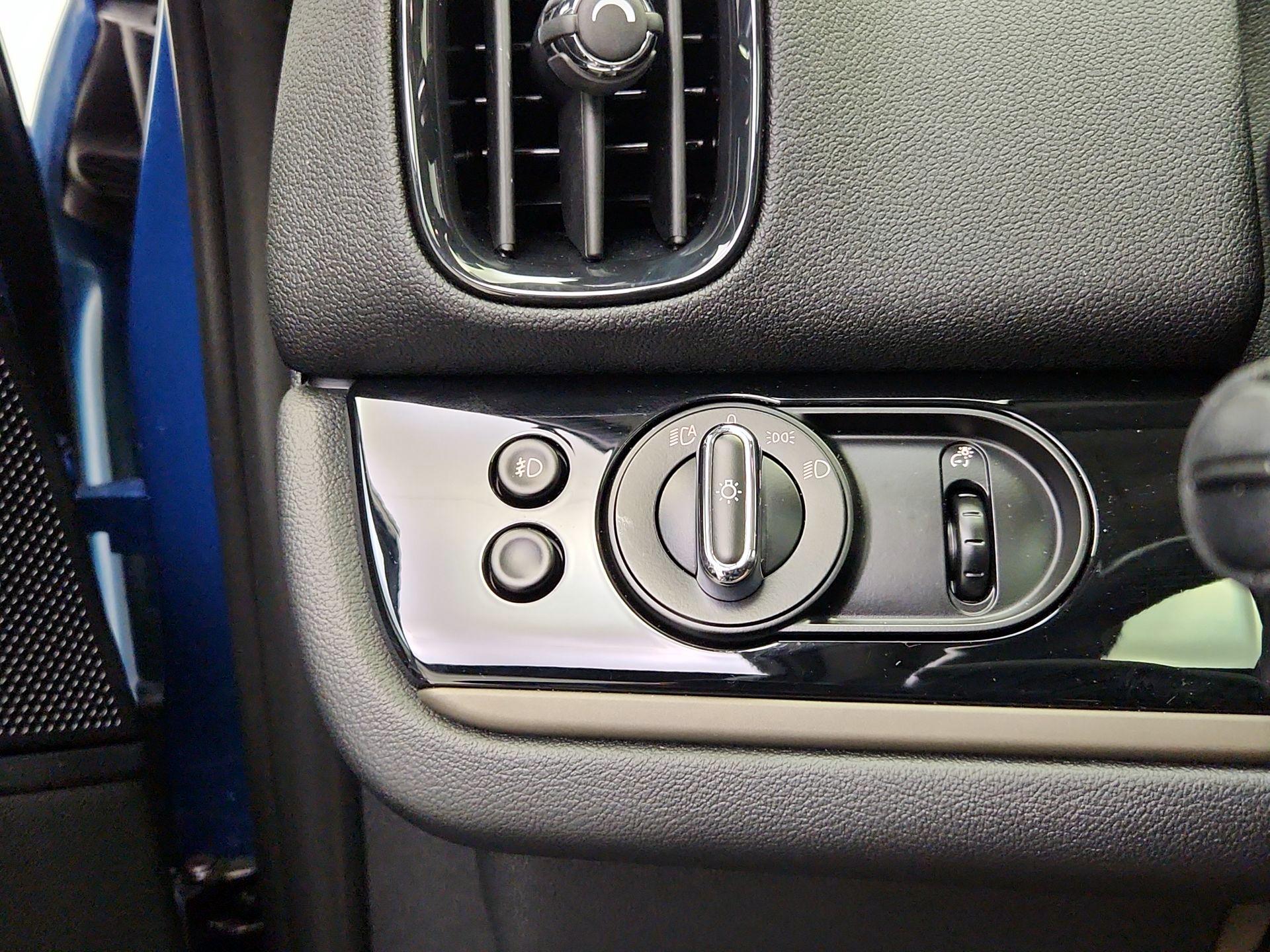 Thumbnail: 2019 MINI Cooper Countryman - 13