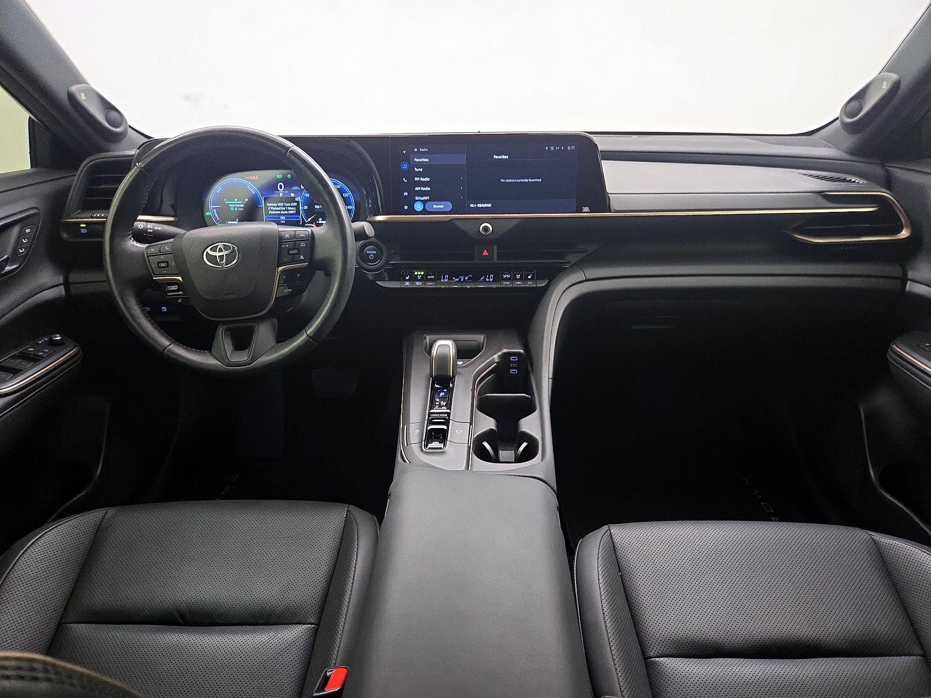 Thumbnail: 2023 Toyota Crown - 9