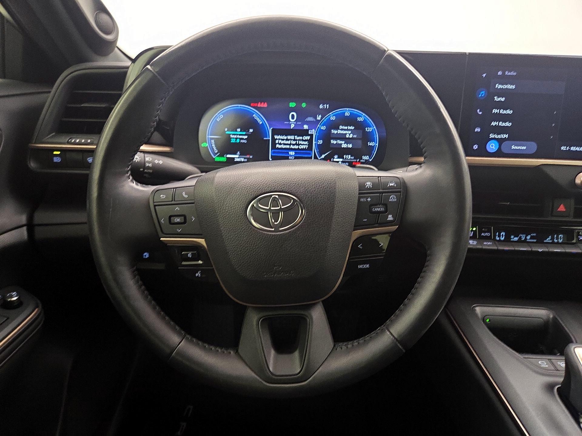 Thumbnail: 2023 Toyota Crown - 10