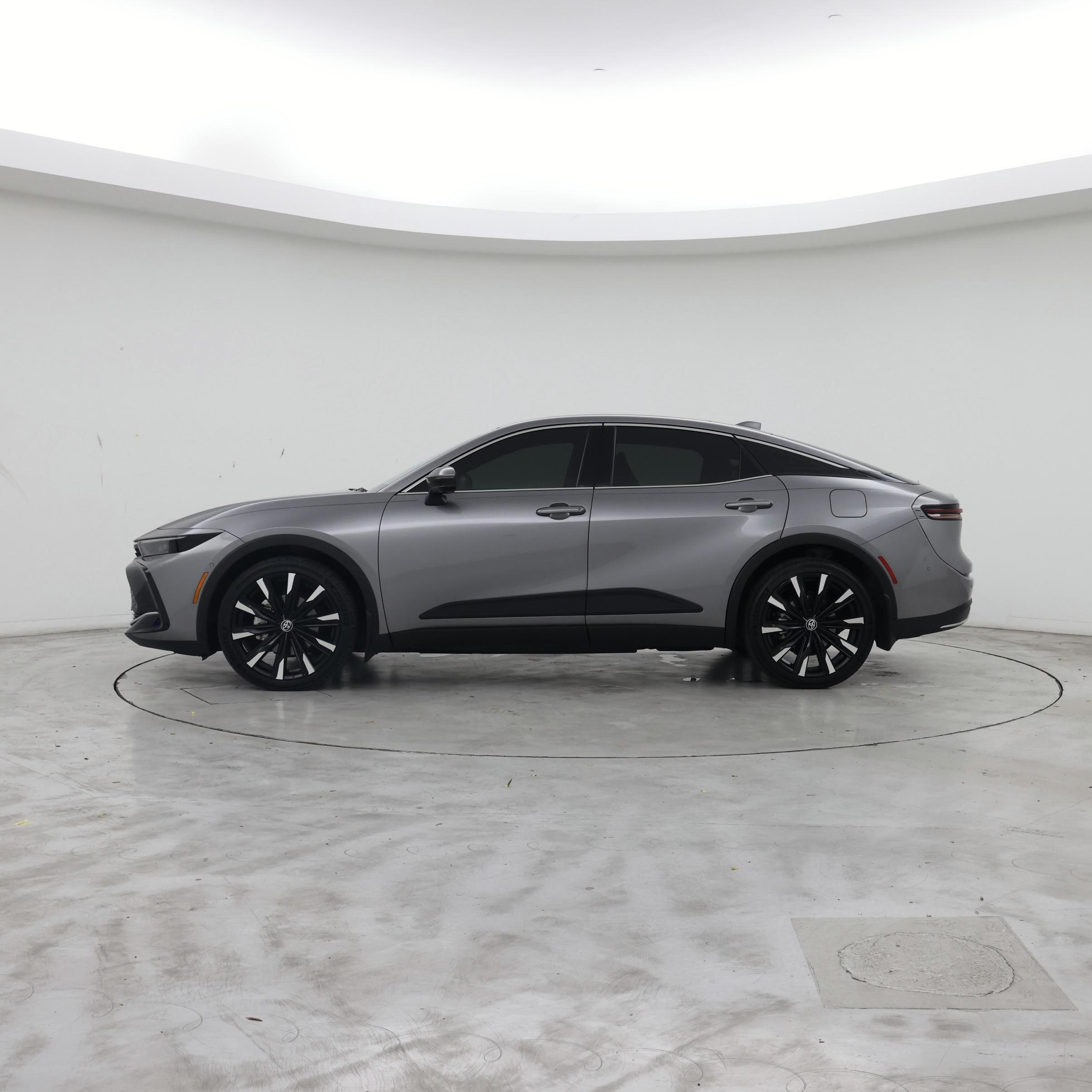 Thumbnail: 2023 Toyota Crown - 3