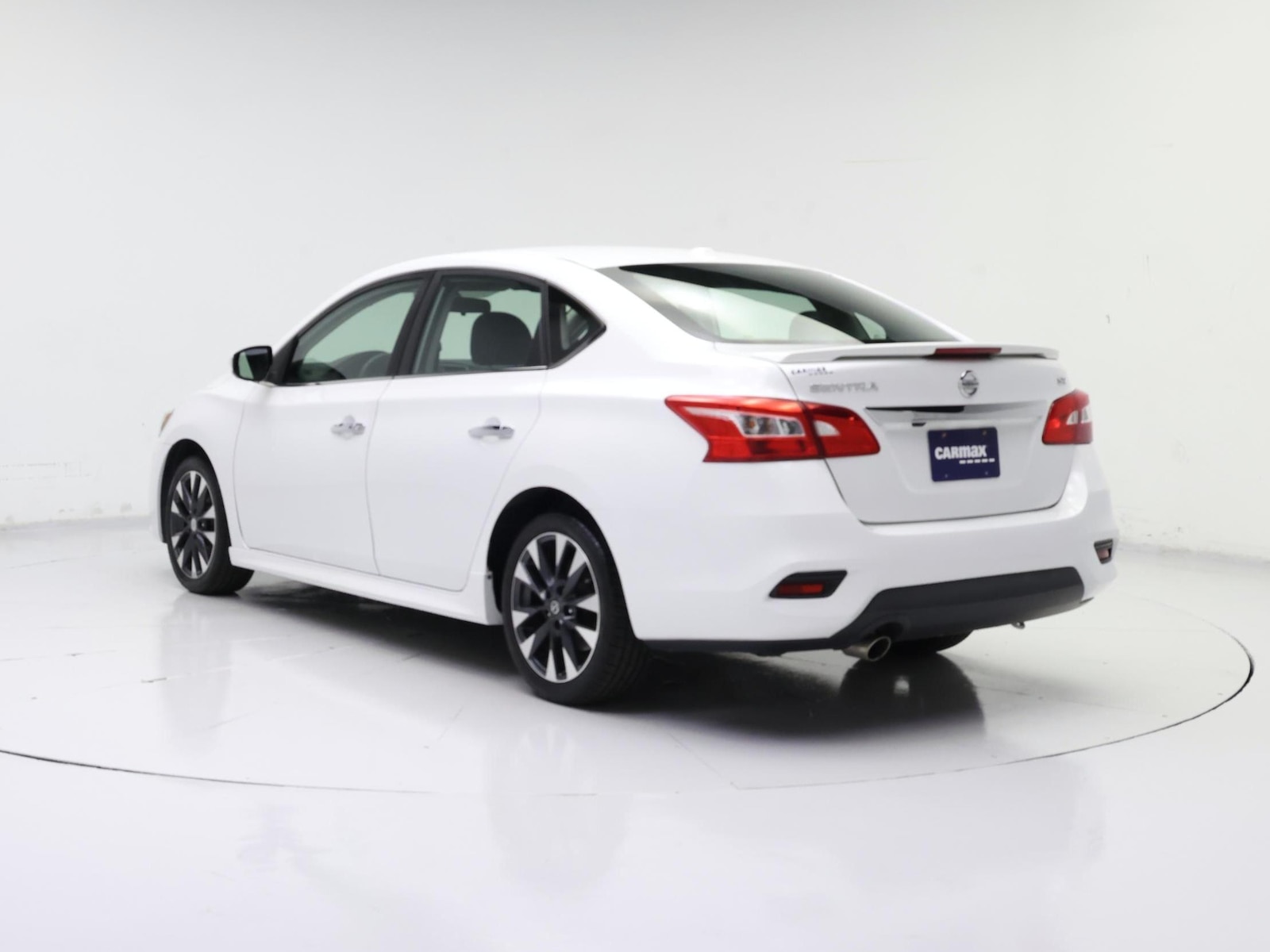 2017 Nissan Sentra SR - Photo 3