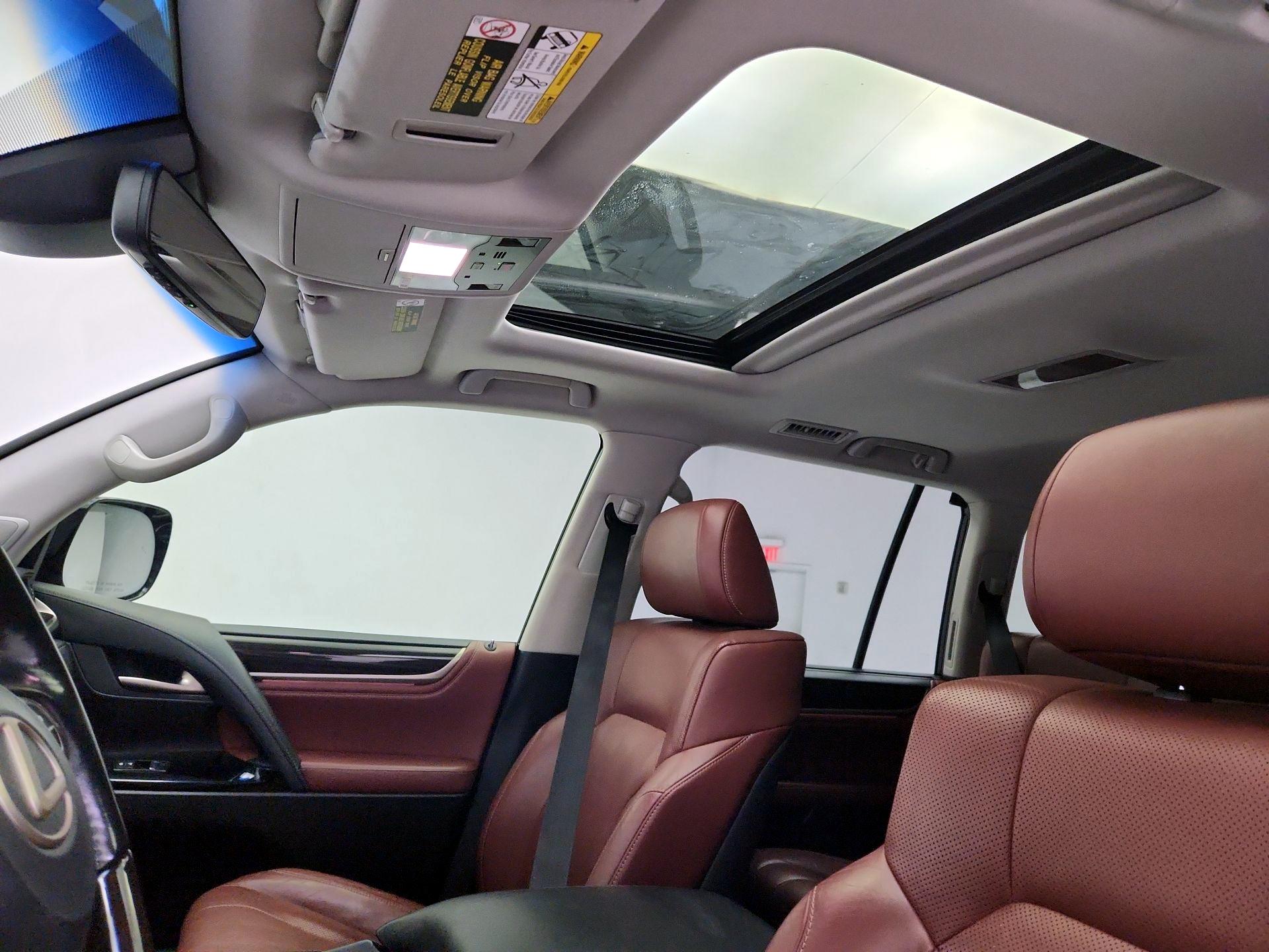 Thumbnail: 2019 Lexus LX - 20