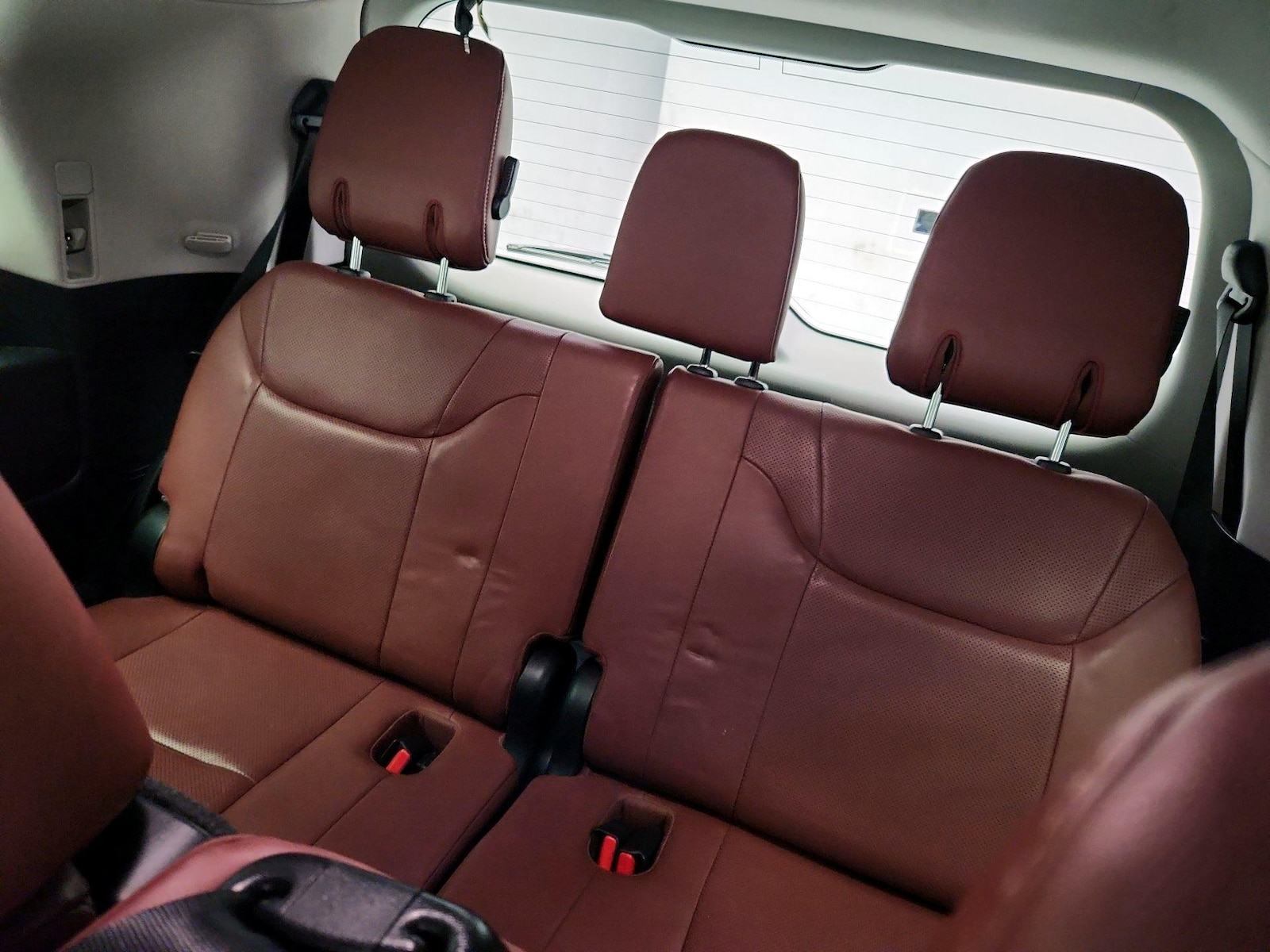 2019 Lexus LX 570 - Photo 23