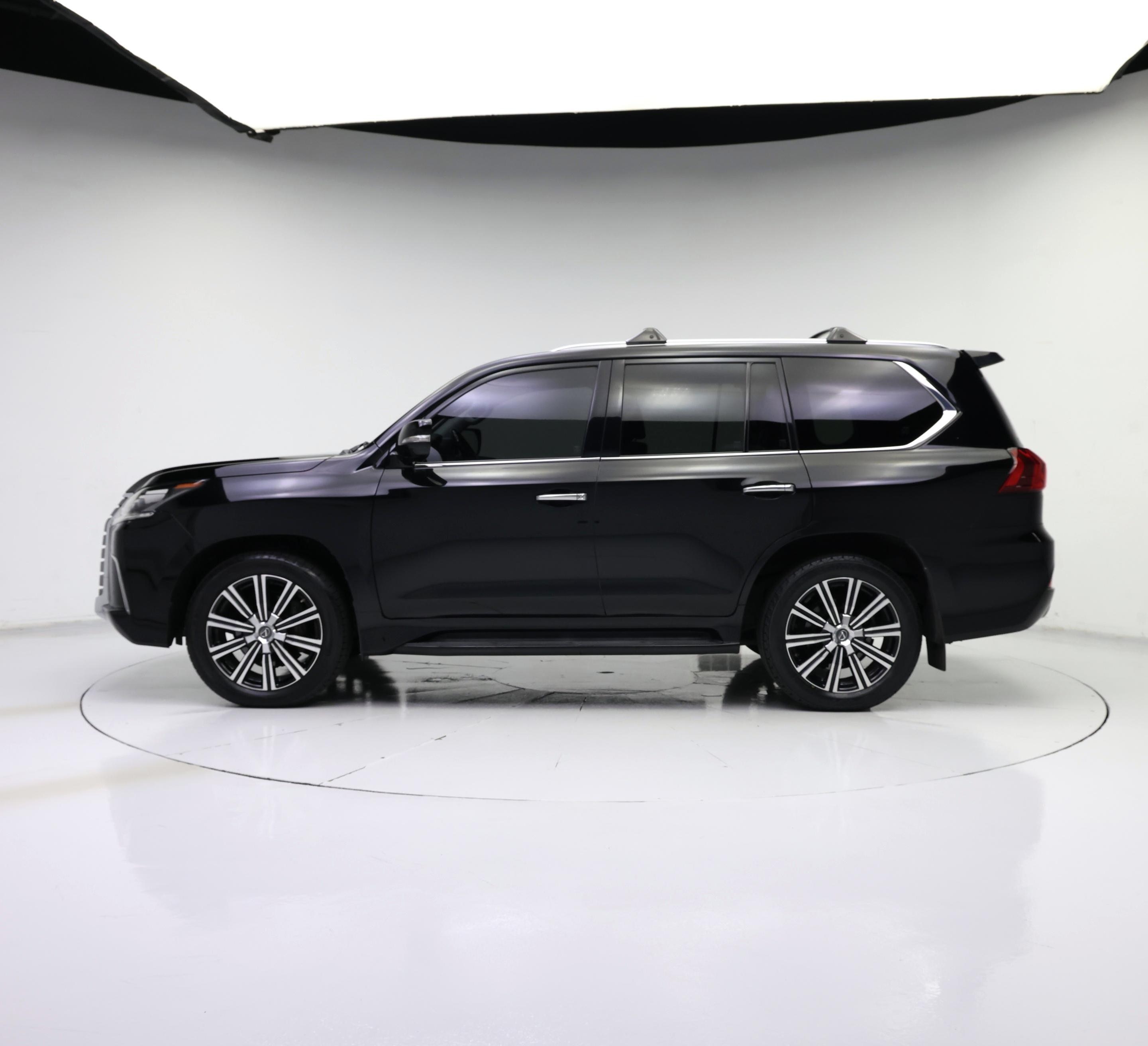 Thumbnail: 2019 Lexus LX - 3