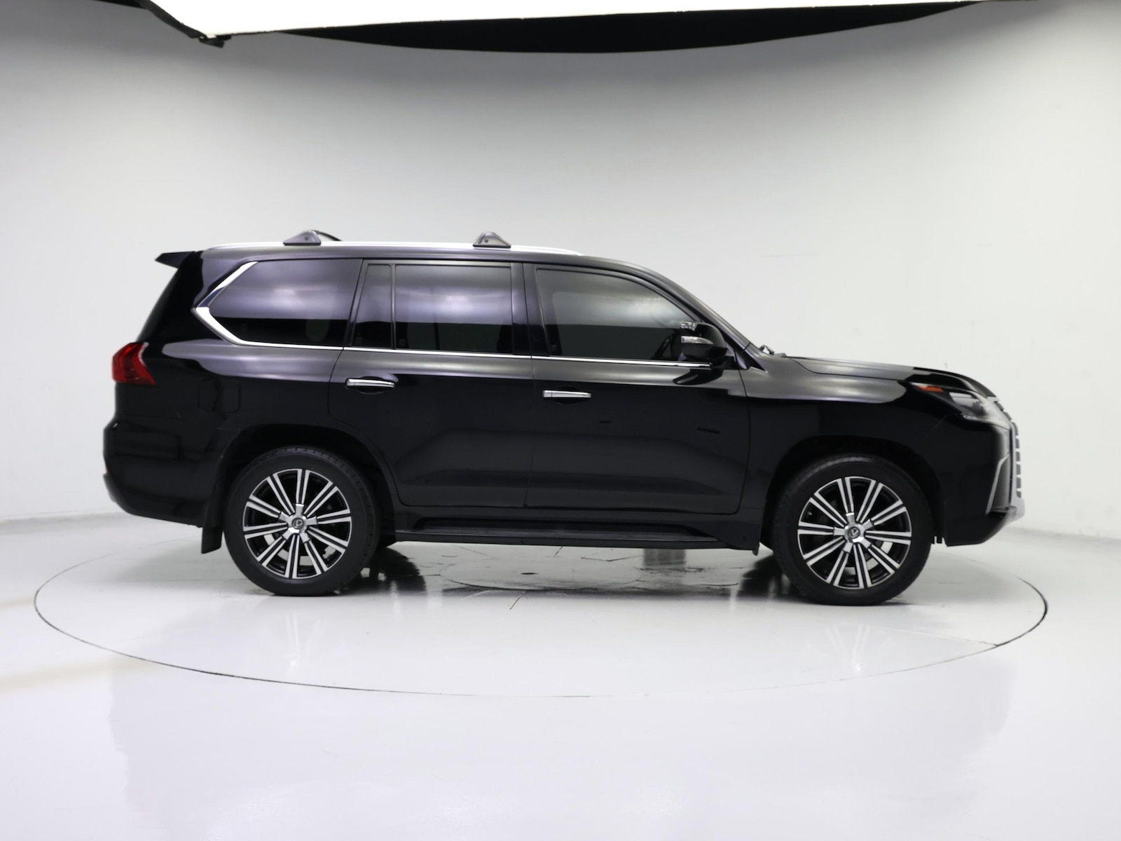 2019 Lexus LX 570 - Photo 8