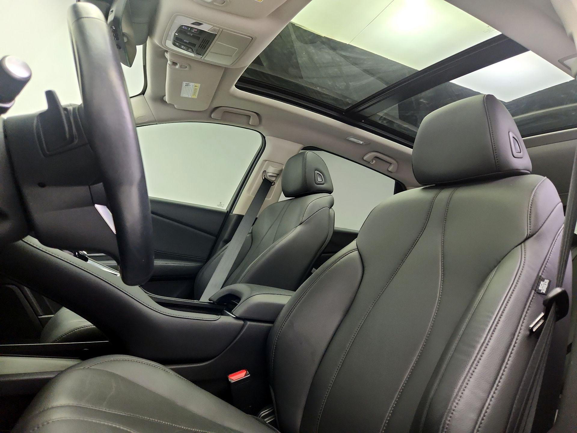 Thumbnail: 2024 Acura RDX - 19