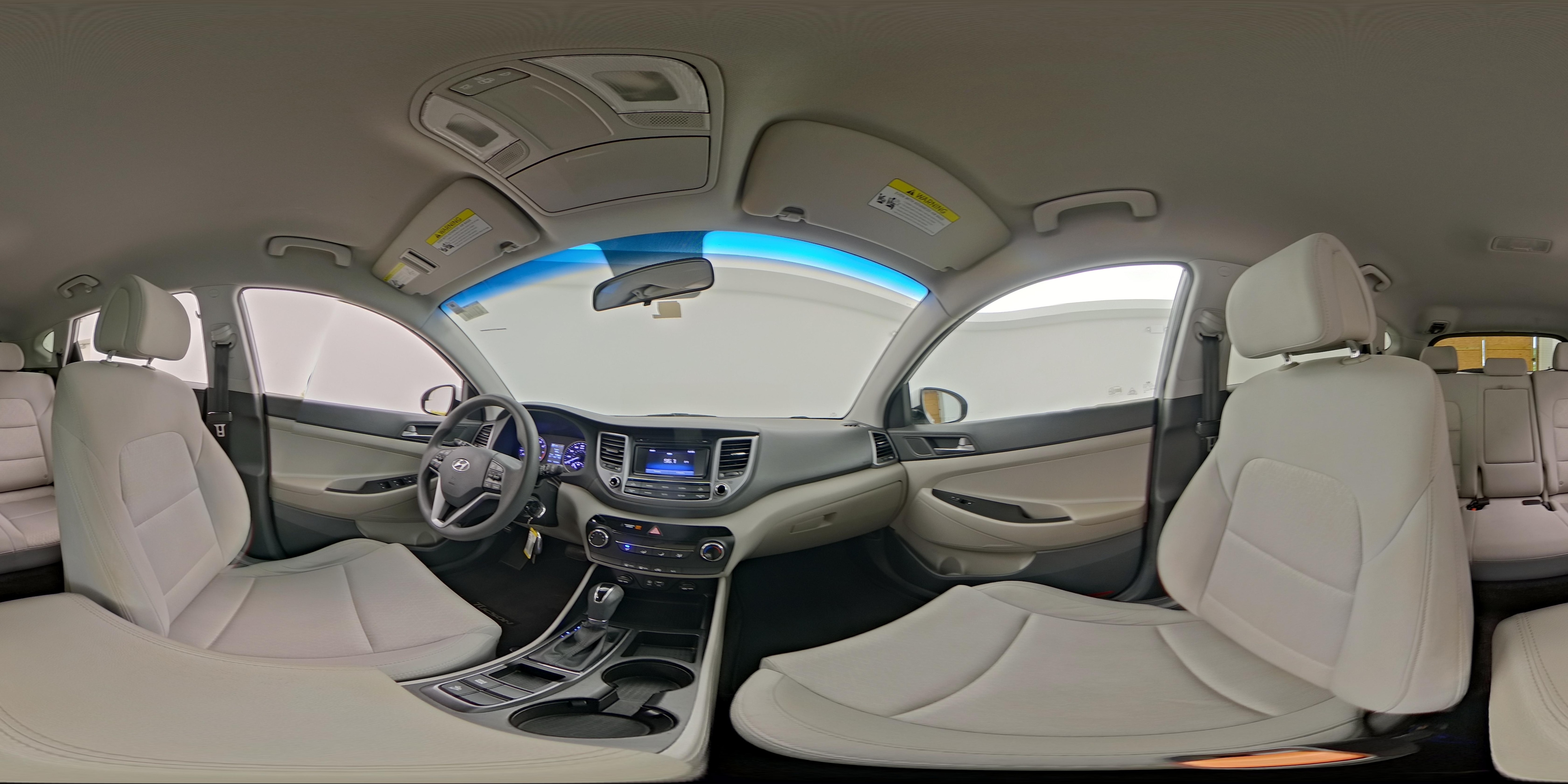 2017 Hyundai Tucson SE - Photo 24