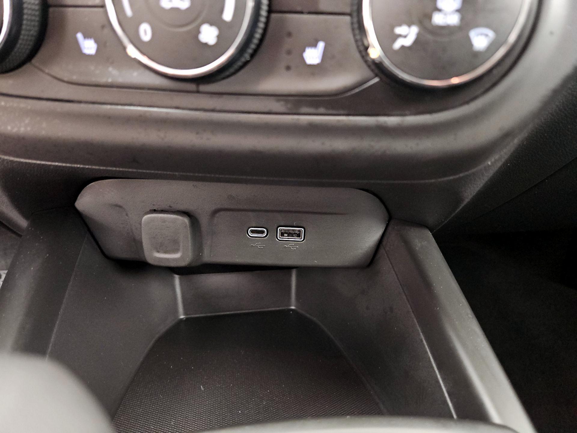 Thumbnail: 2024 Chevrolet Trax - 16