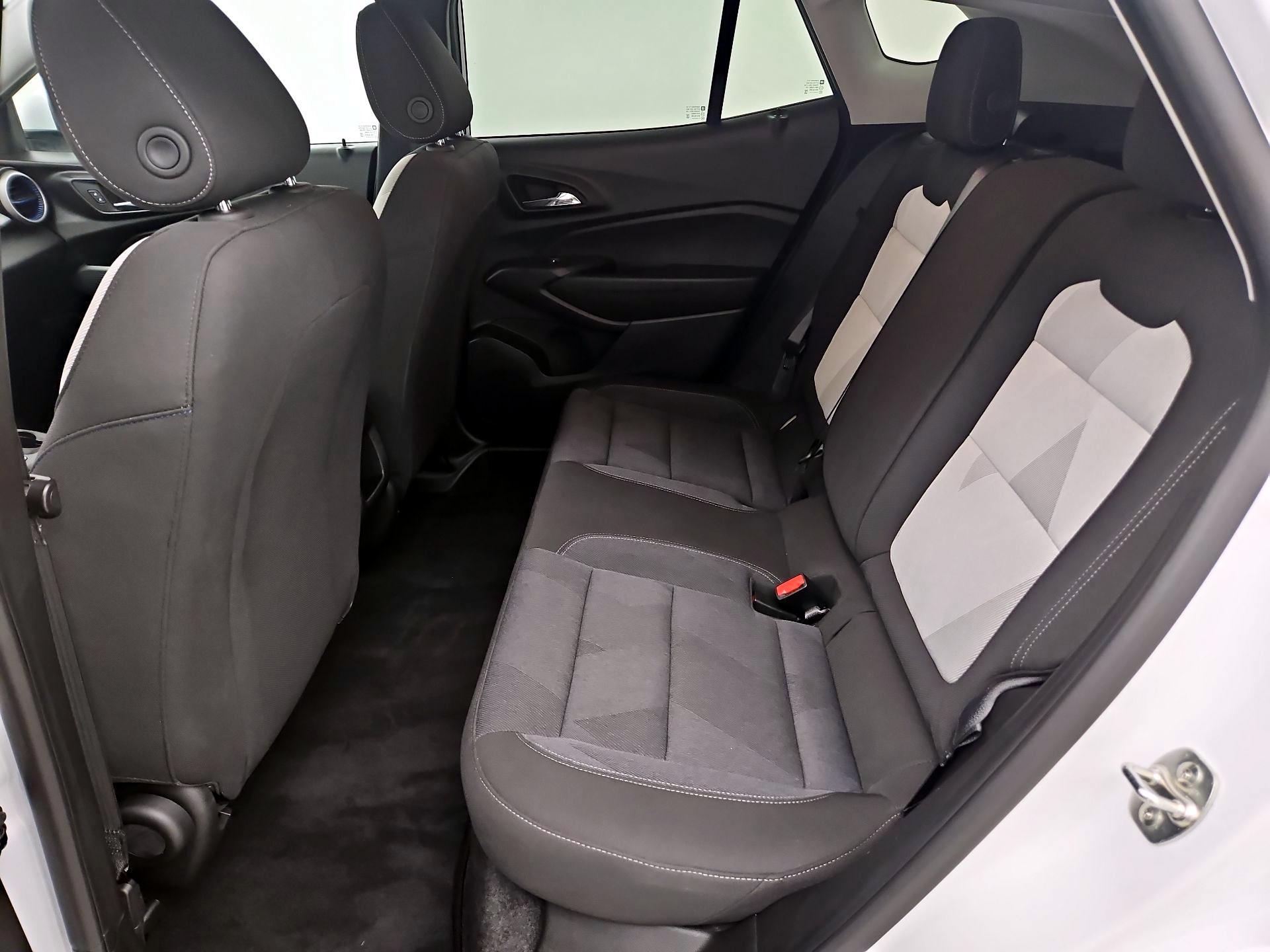 Thumbnail: 2024 Chevrolet Trax - 17