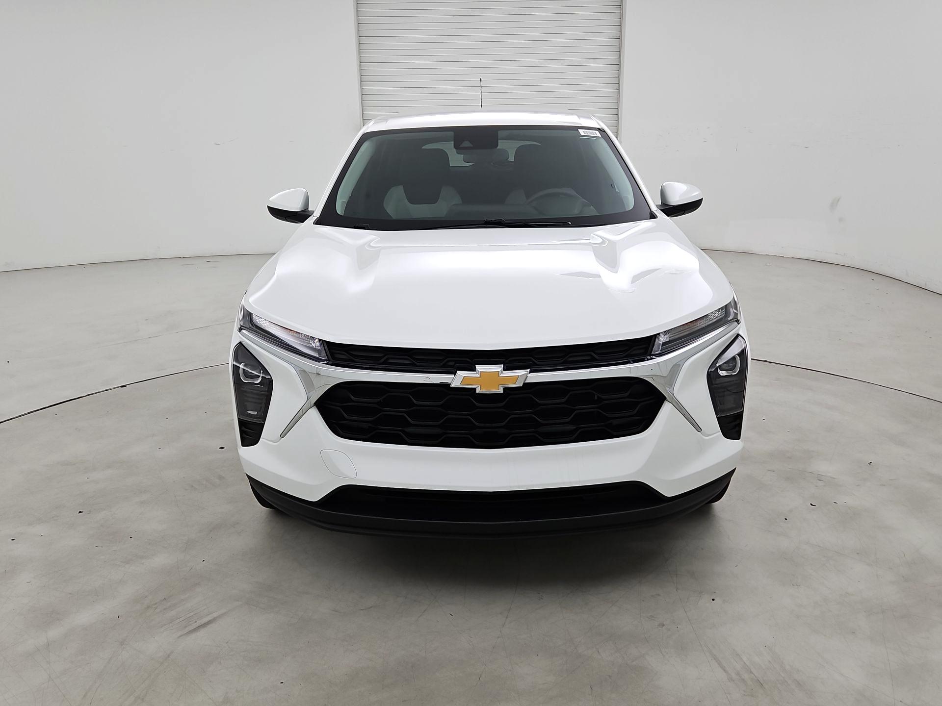 Thumbnail: 2024 Chevrolet Trax - 2