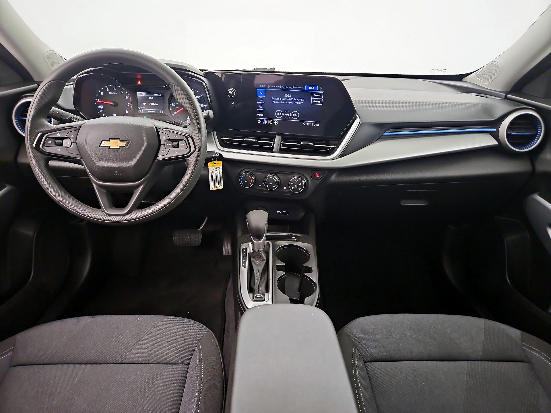 Thumbnail: 2024 Chevrolet Trax - 8