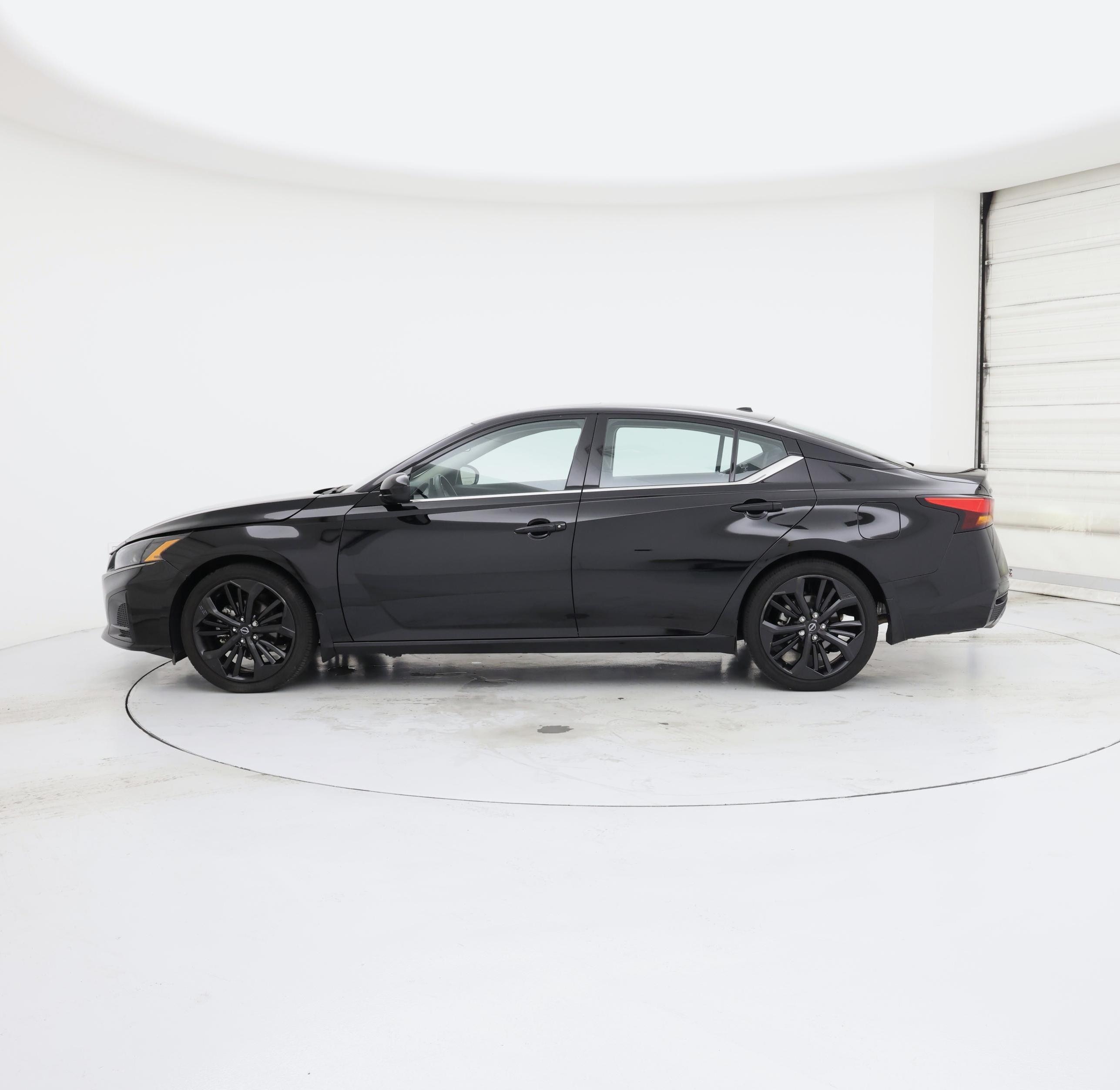 Thumbnail: 2024 Nissan Altima - 3