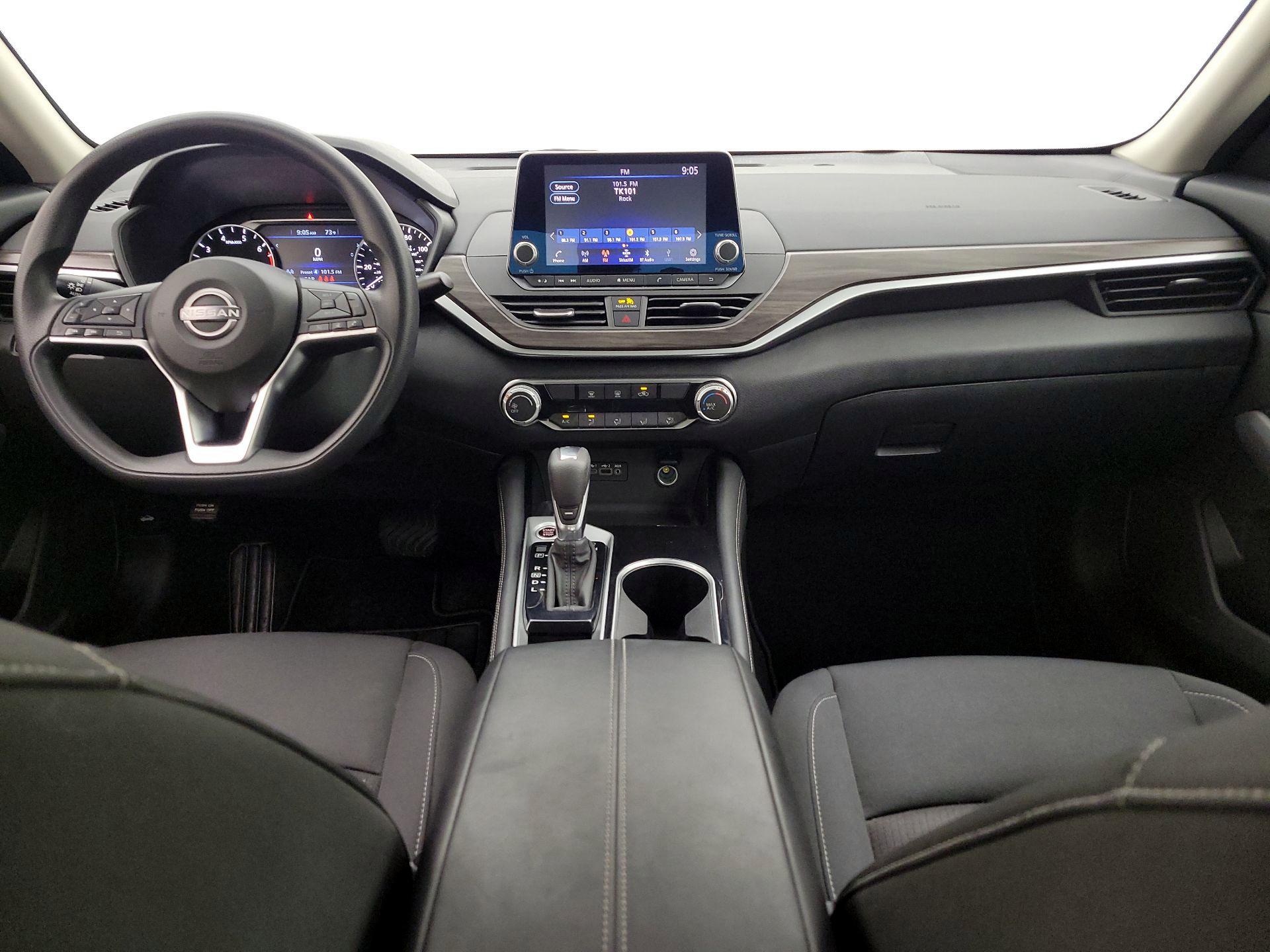 Thumbnail: 2023 Nissan Altima - 9