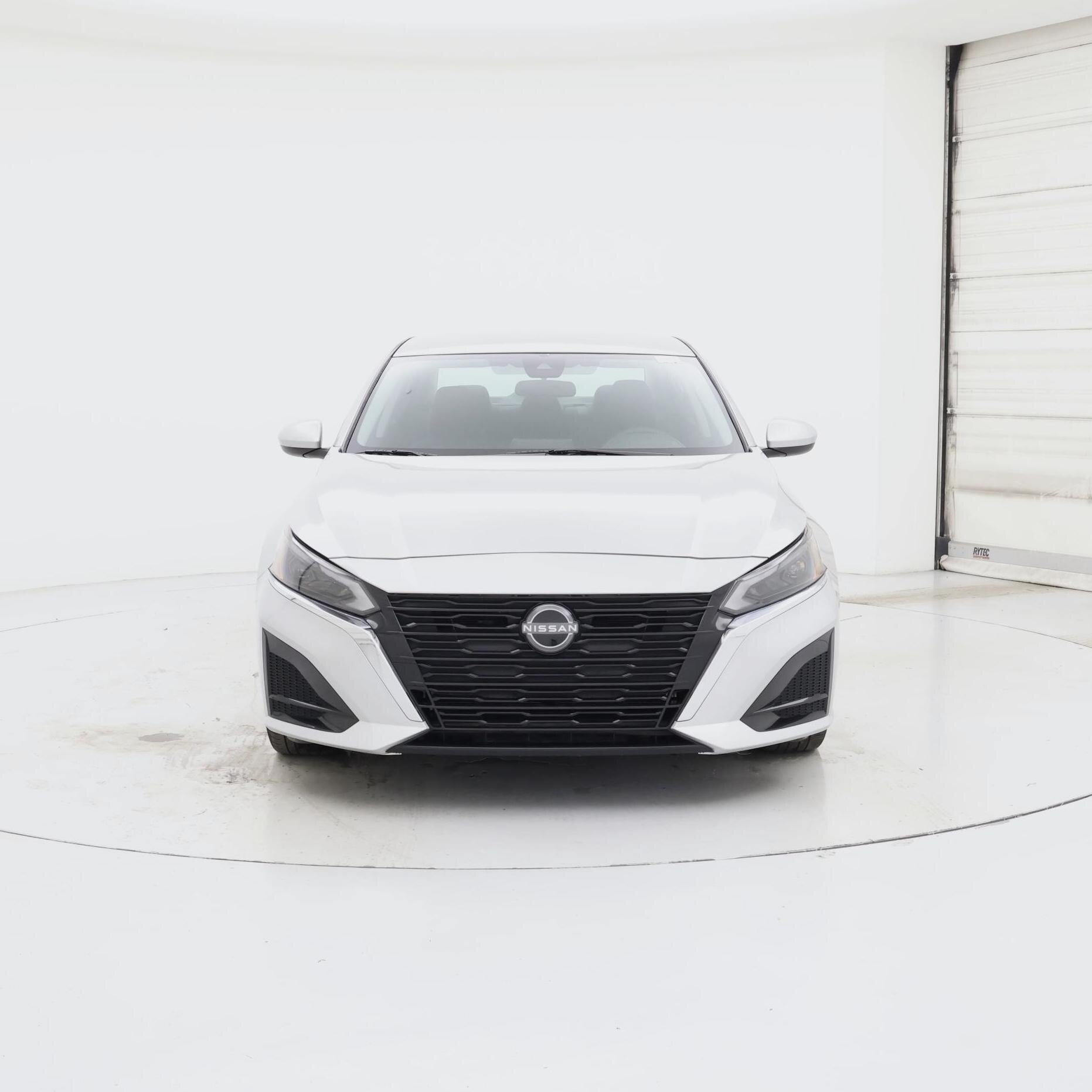 Thumbnail: 2023 Nissan Altima - 5