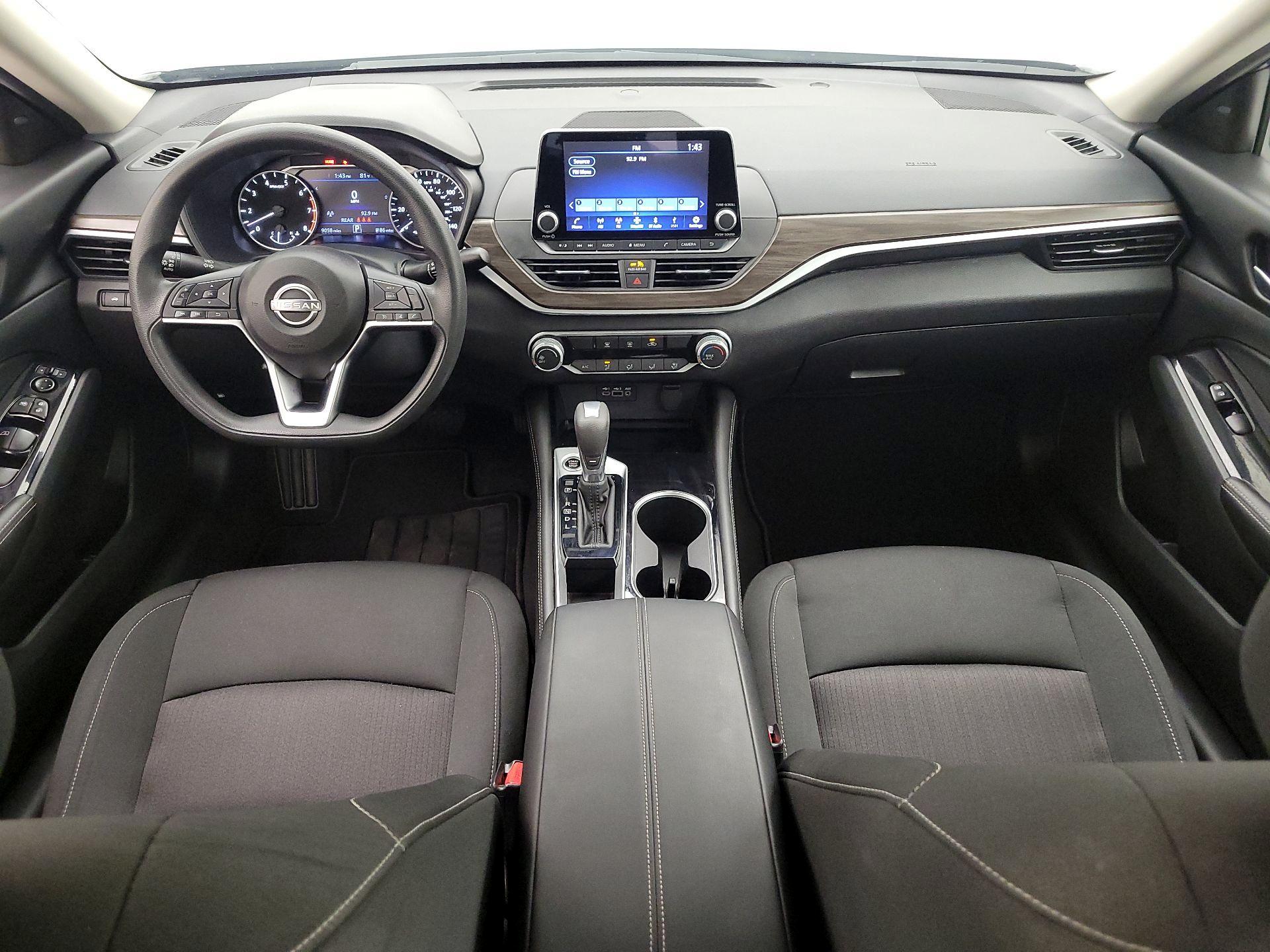 Thumbnail: 2023 Nissan Altima - 9