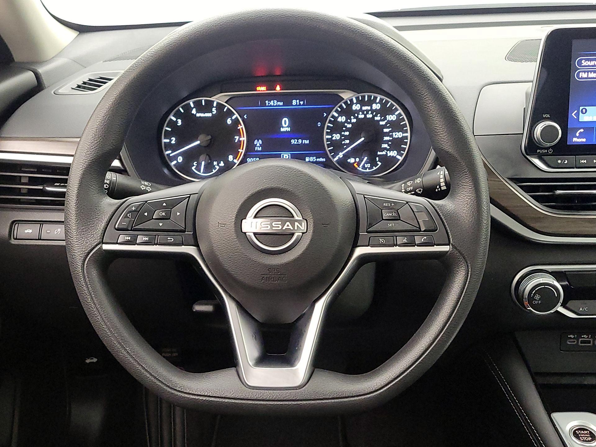 Thumbnail: 2023 Nissan Altima - 10