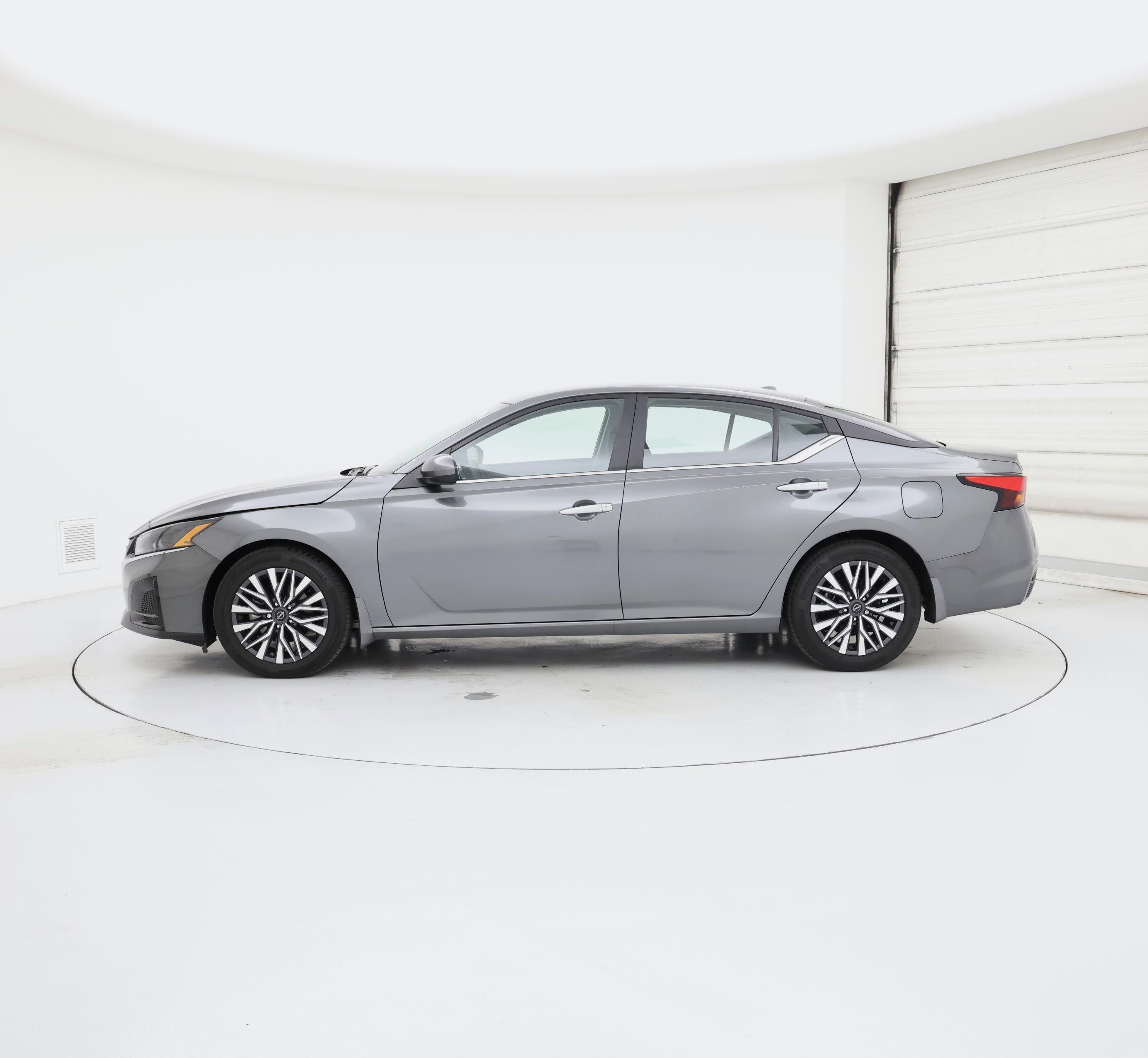 Thumbnail: 2023 Nissan Altima - 3